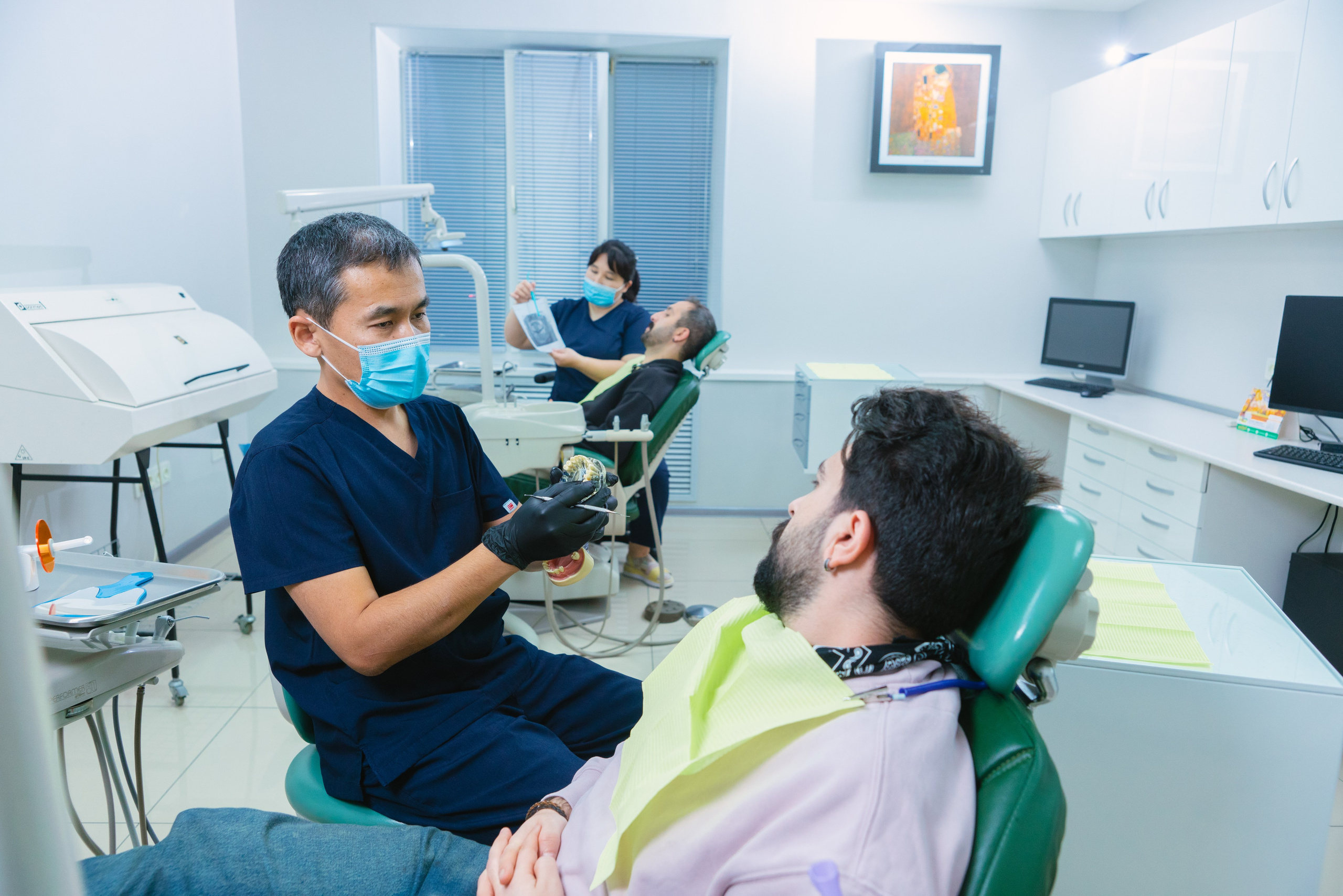 Стоматологическая клиника. Профессиональная съемка в Алматы