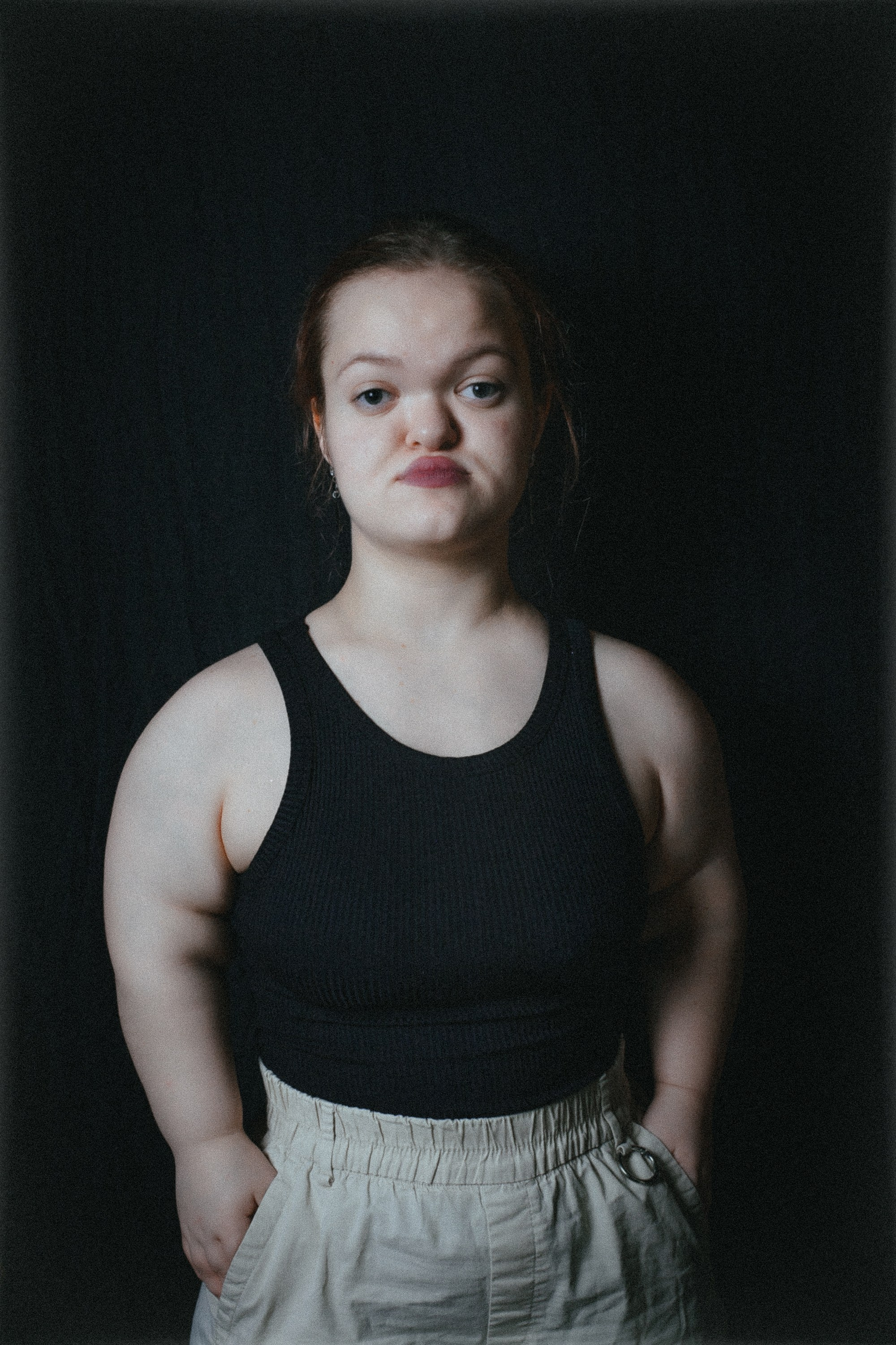 Вика. Домашняя студия. RawCat. Портретная фотография Екатеринбург