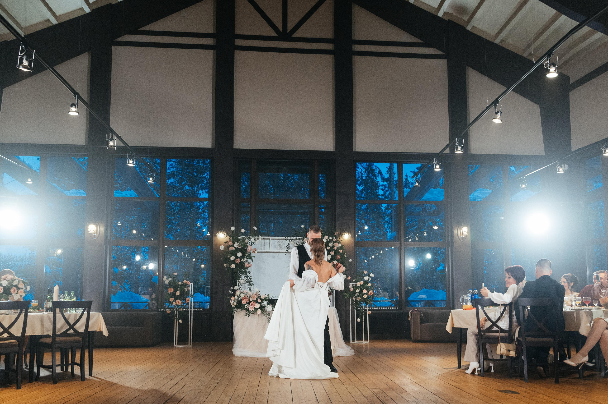 Wedding and family photographer in Dubai Vasilii Albul