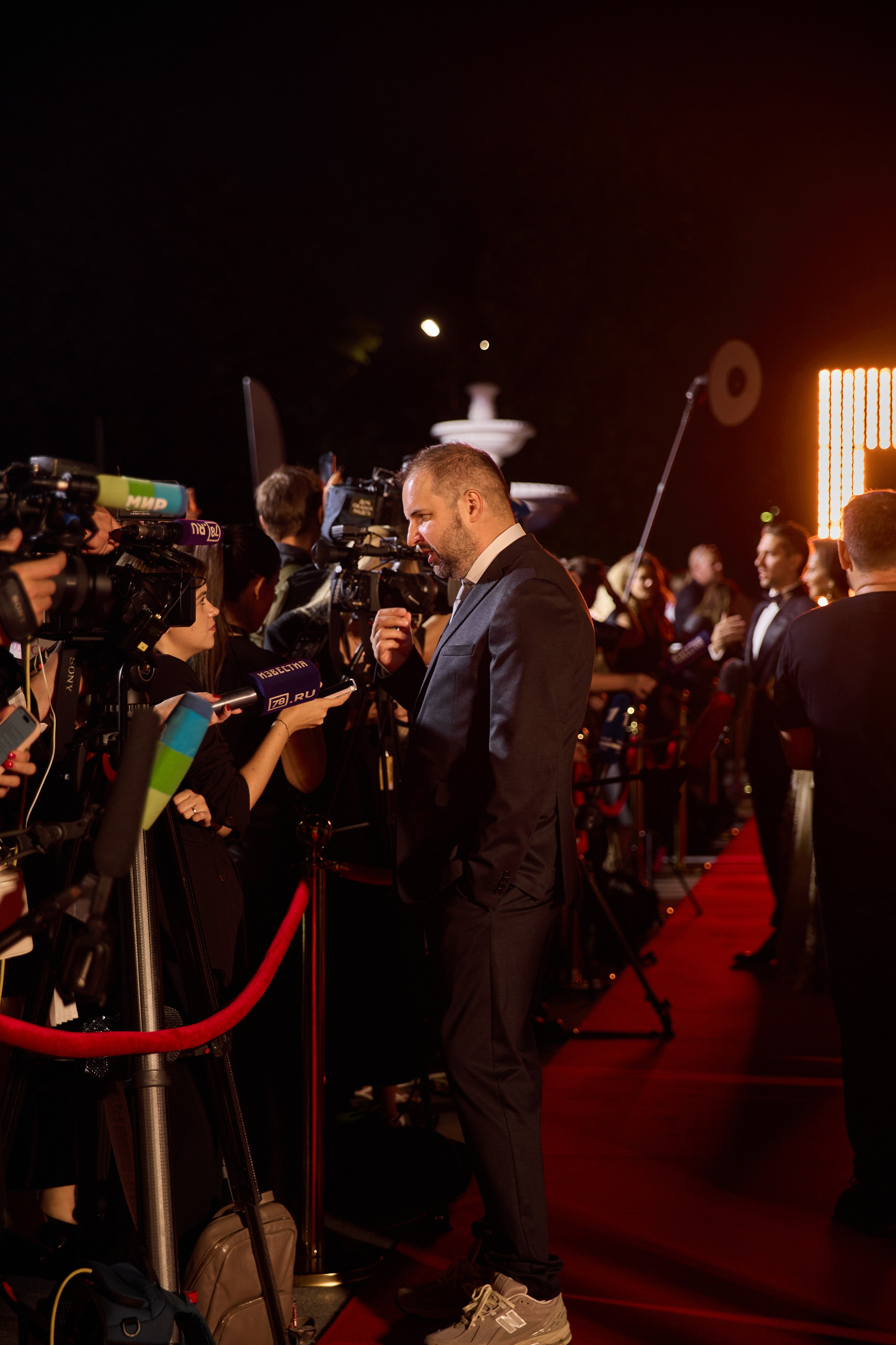 Фотосъемка репортажа кинофестиваля. Профессиональный фотограф в Сочи Виктория Джой. Обучение