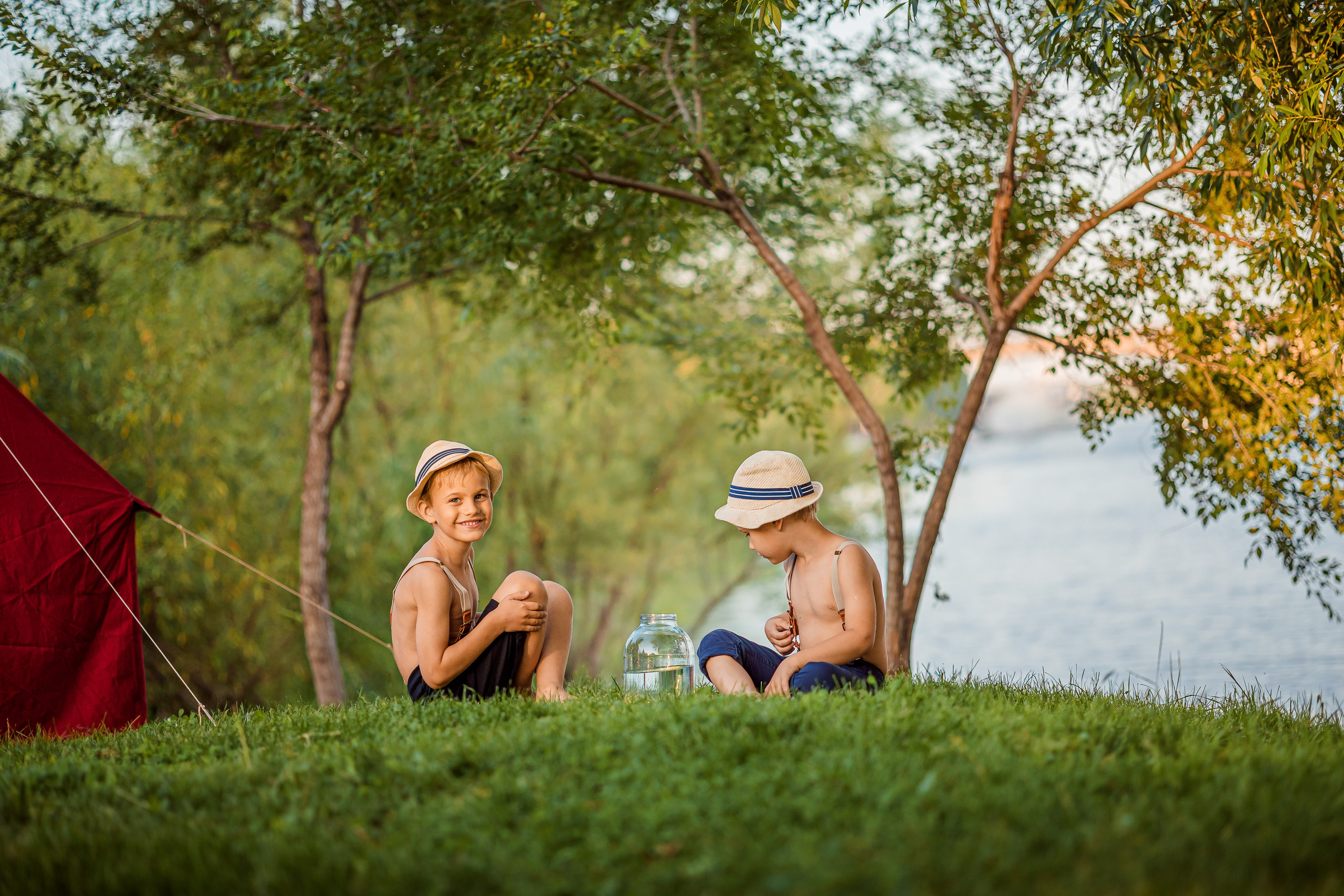 Рыбалка с красной палаткой. Семейный, детский, спортивный фотограаф в Красноярске Захарова Екатерина Egoza