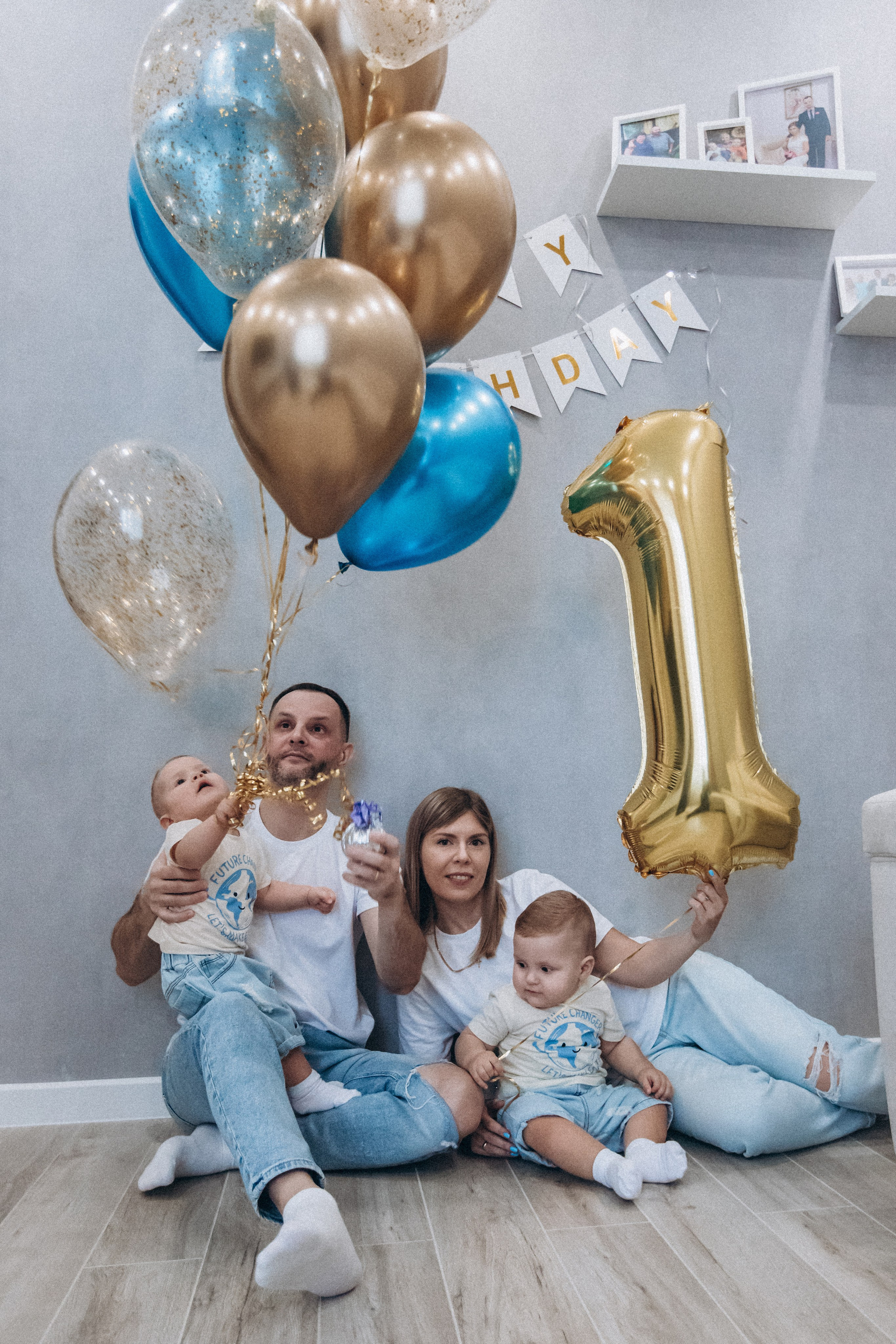 Семья Суворовых. Семейный фотограф Нижневартовск Тюмень Ефимова Ирина