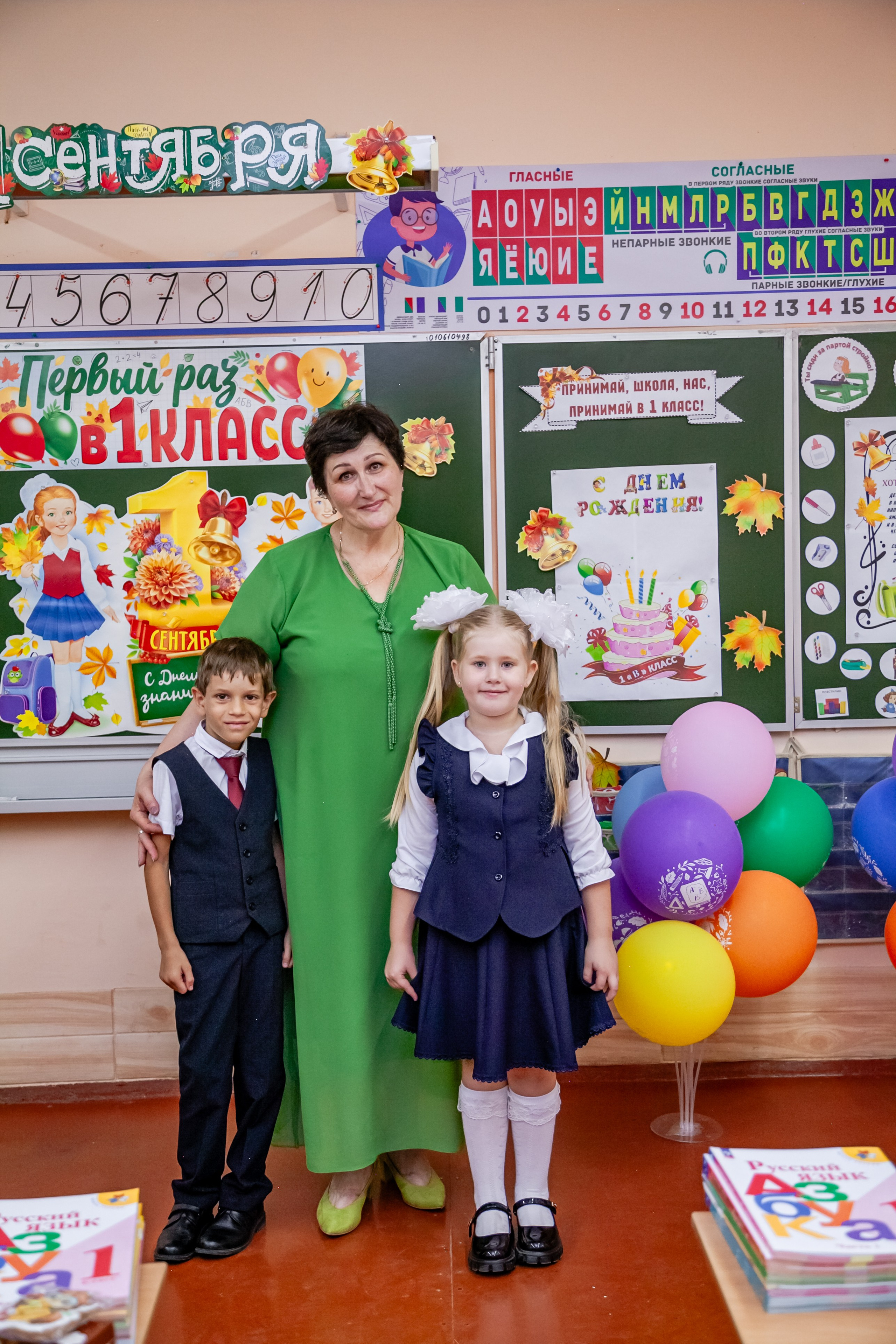 1 сентября линейка. Свадебный и семейный фотограф в Армавире