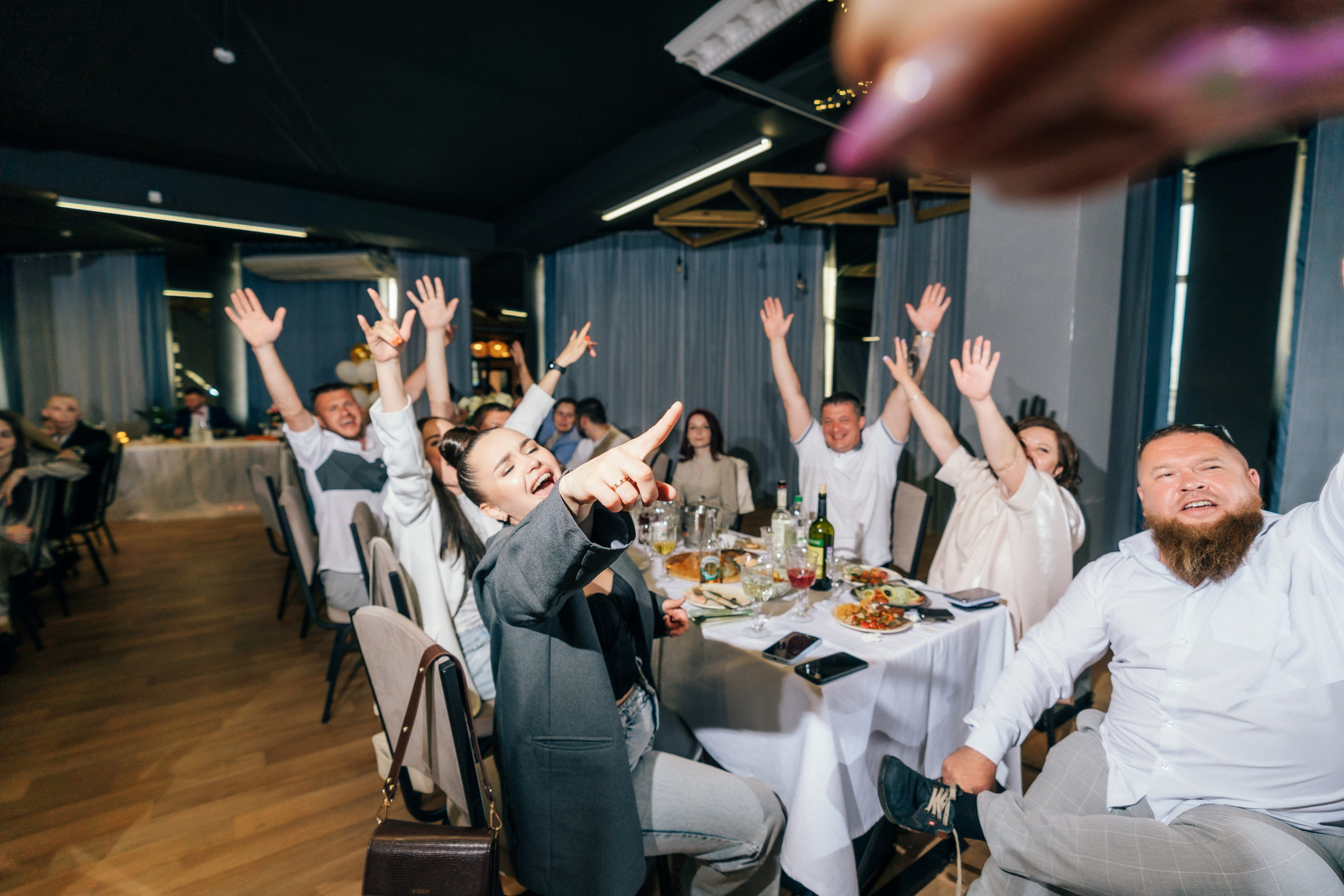 Красный кабриолет. Фотограф Ангарск Иркутск Ксения Король