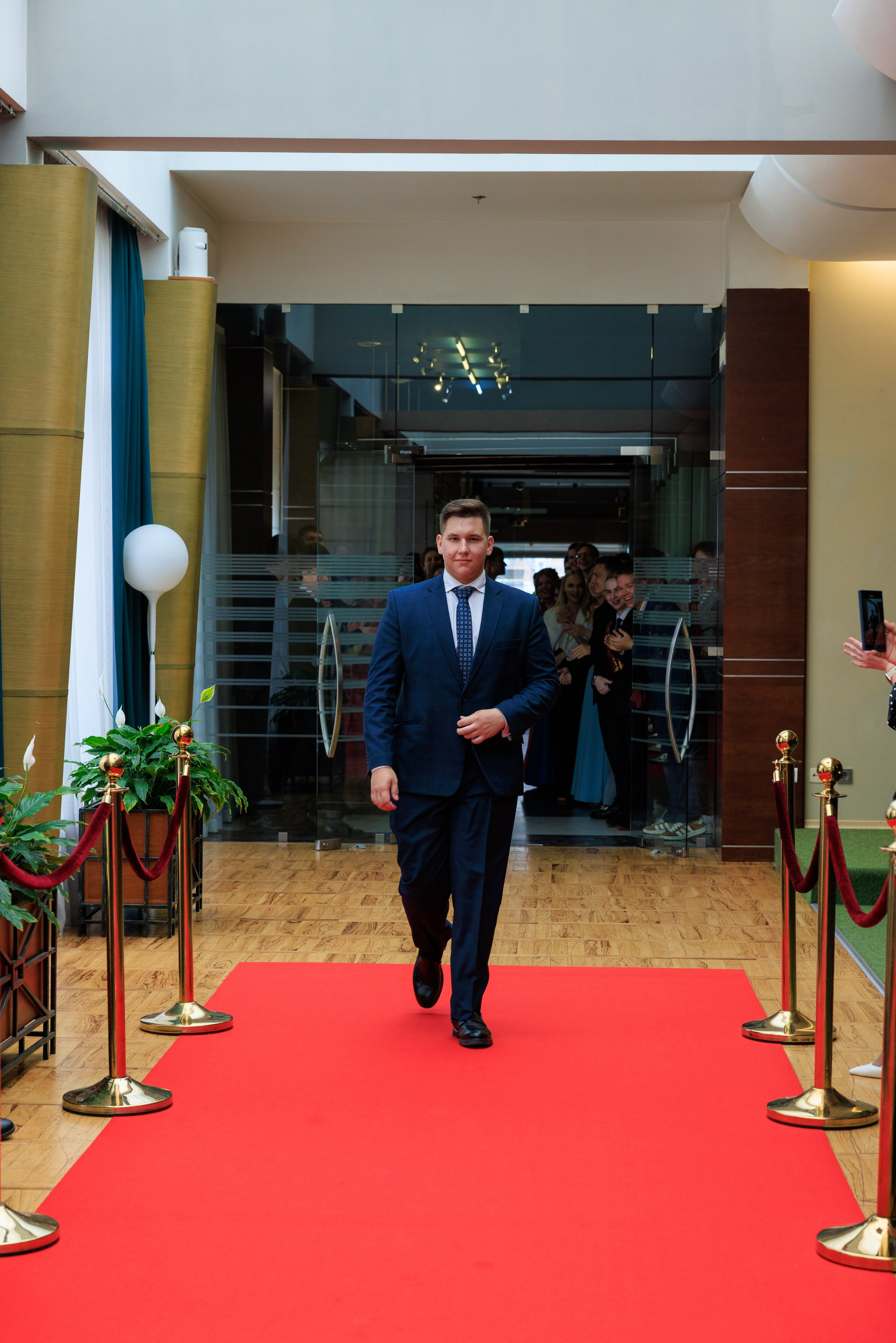 Выпускной лицея 244. Фотограф Александр Заломаев