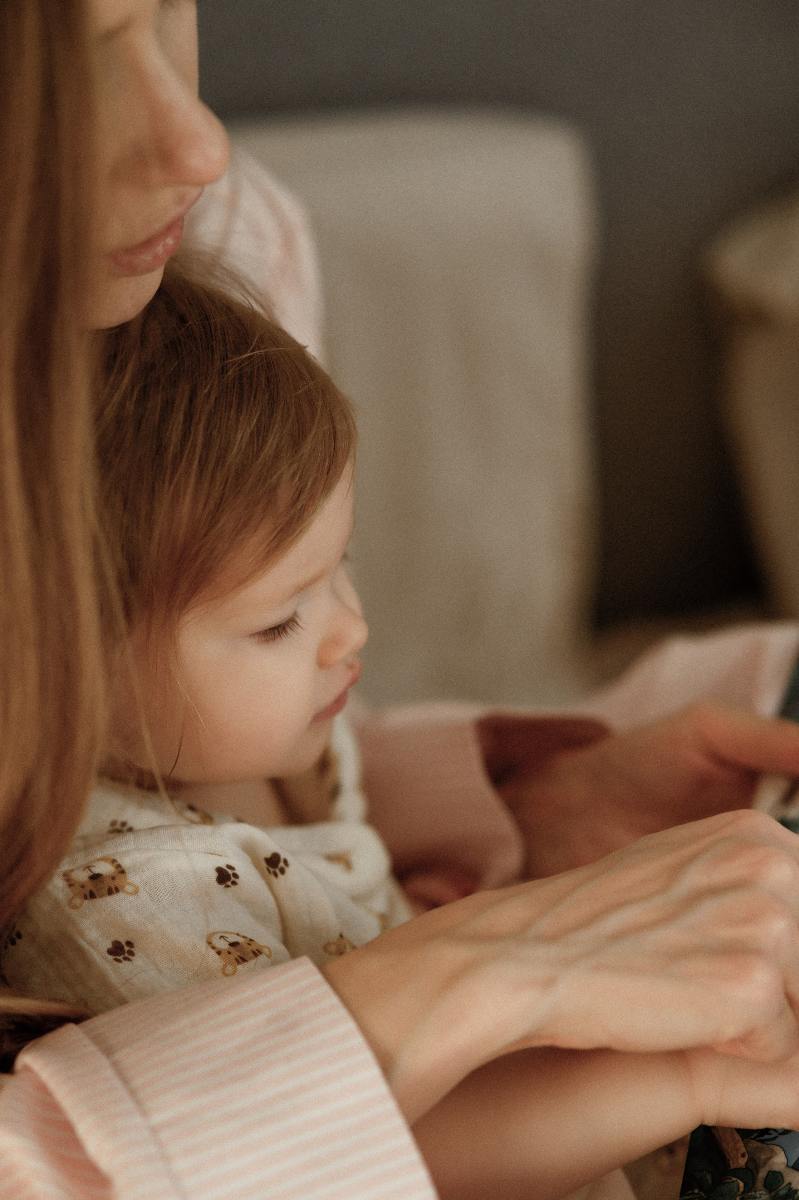 Даша и Варя дома. Семейный и свадебный lifestyle-фотограф в Москве Мария Петрова