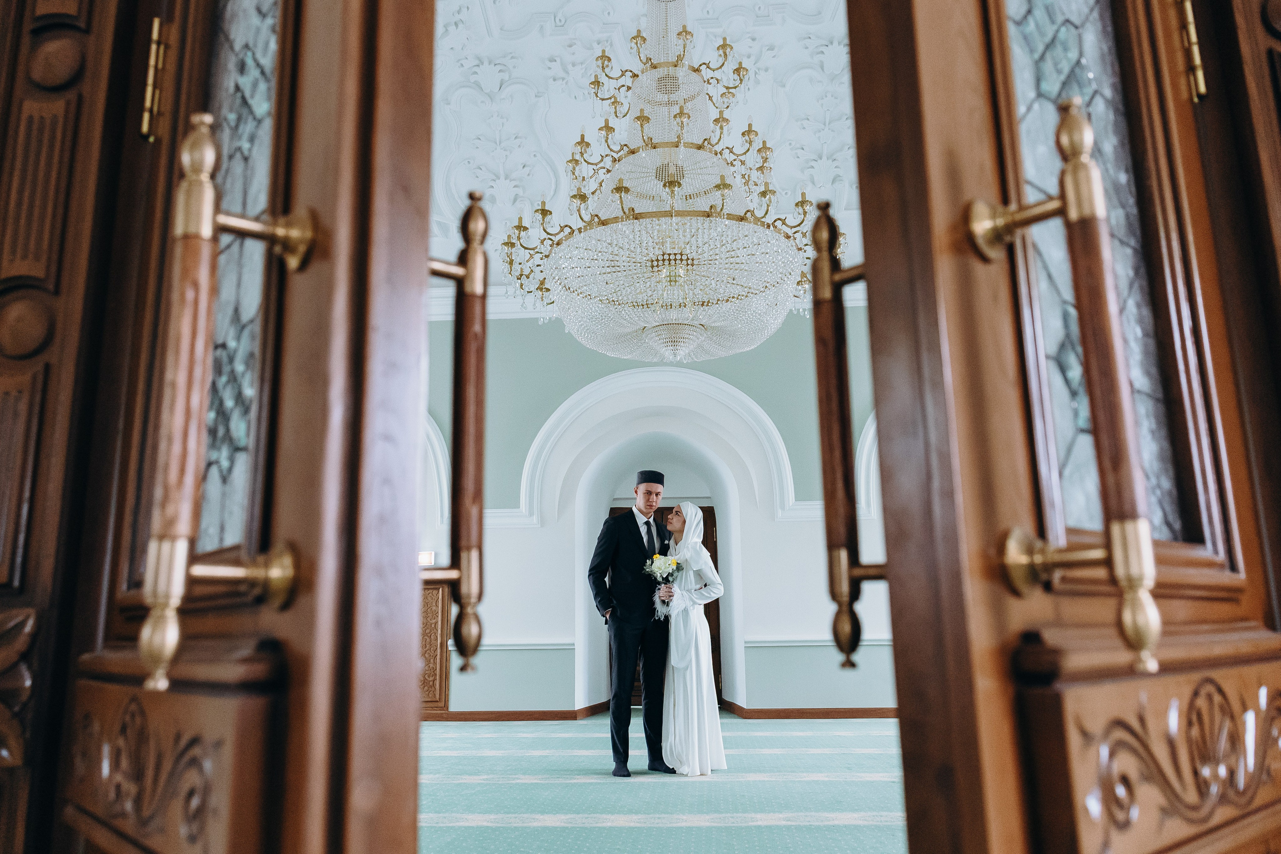 никах в мечети Марджани,  фотосессия в мечети Марджани, фотограф на никах Казань Ranas4you, образ невесты на никах, завязывание платка Казань, платье на никах Казань, фотограф на мусульманские свадьбы Ranas4you