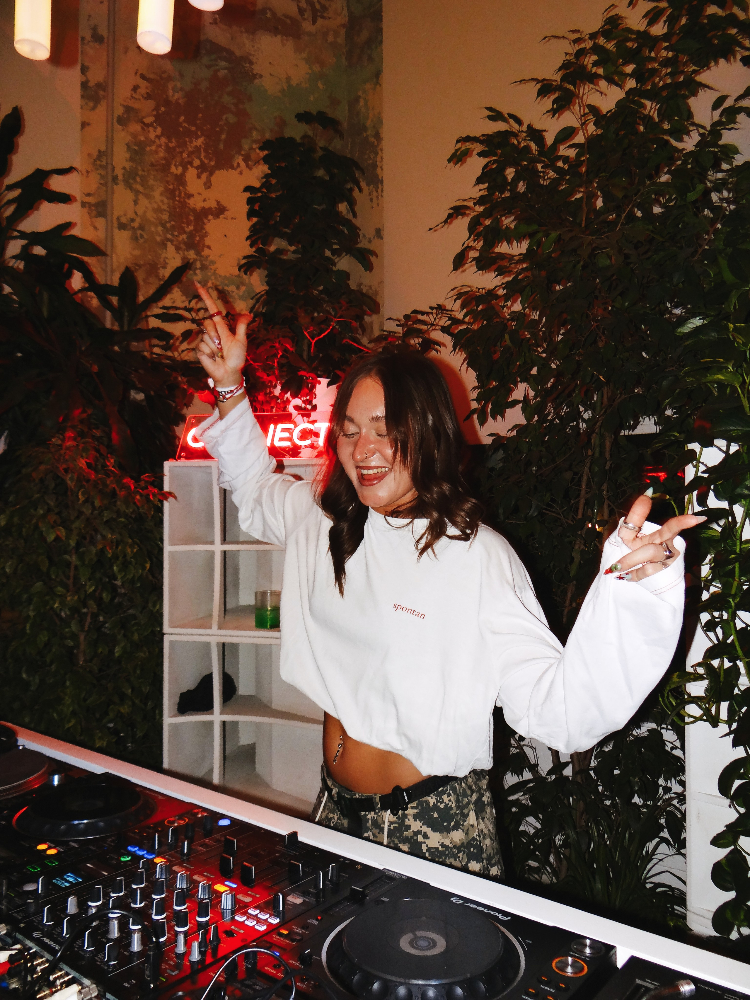 CONNECTED. TENZO | Creative Producer / Art Director