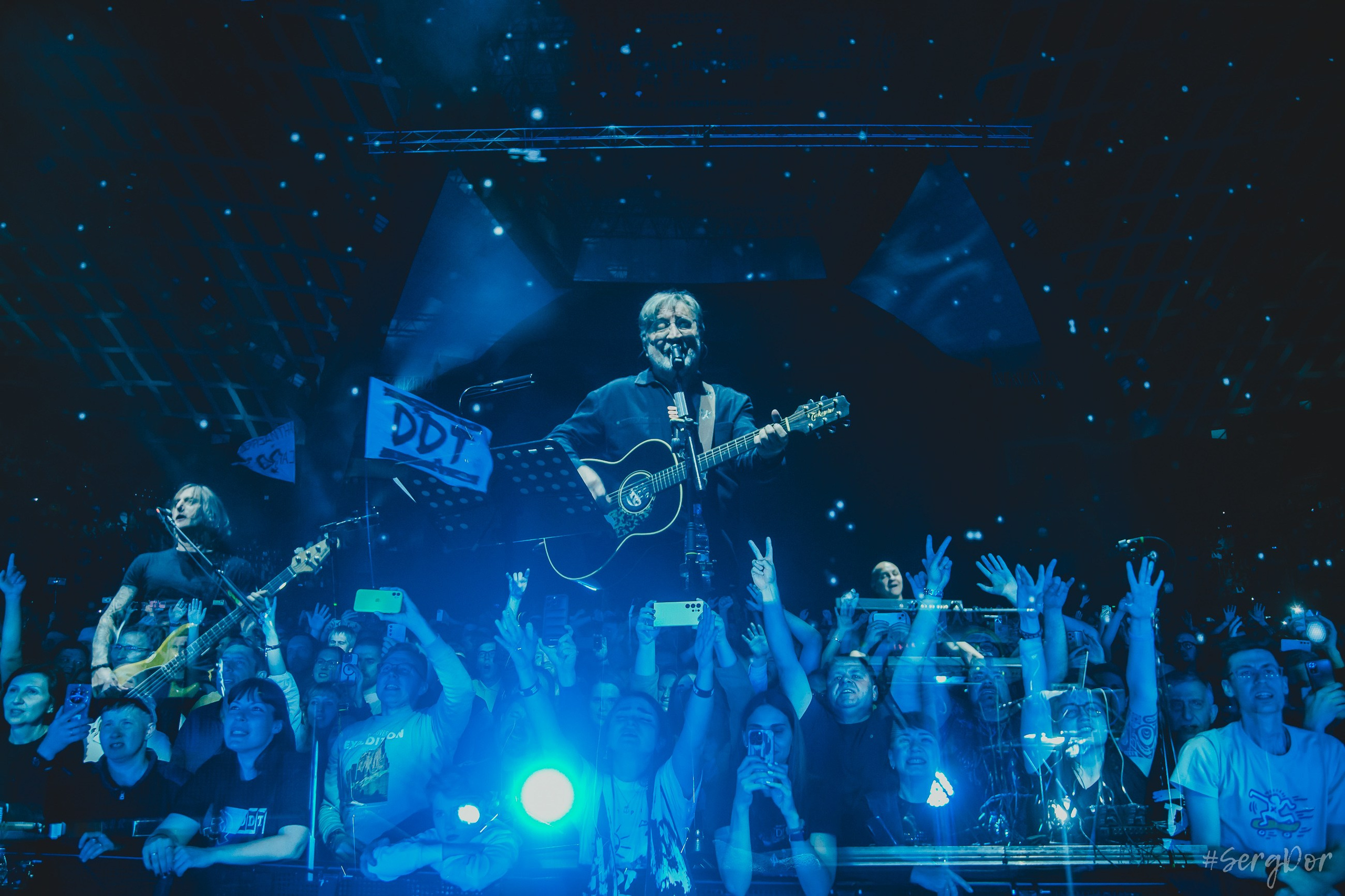 ДДТ, DDT, Ереван, 03.11.2024, СКК, Спортивно-концертный комплекс имени Карена Демирчяна, Երևան, Армения, большой концерт, 3 ноября 2024 года, Юрий Шевчук, SergDor, #SergDor