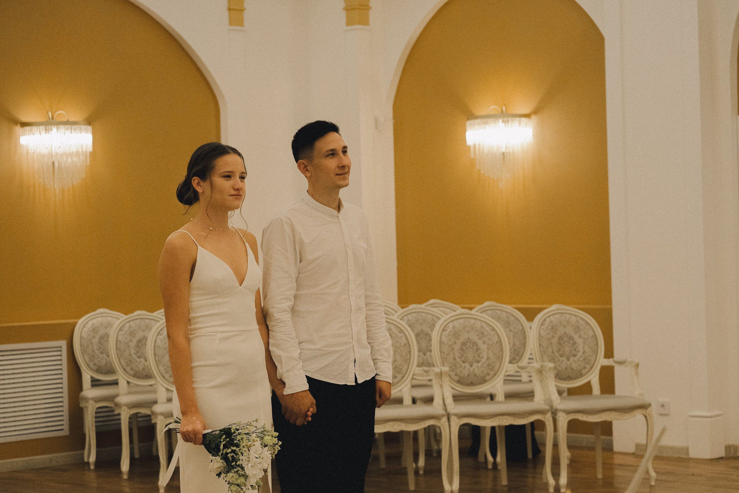 СВАДЕБНАЯ ФОТОСЕСИСИЯ В МЕТРО И ВОЗЛЕ ИСАКИЕВСКОГО СОБОРА В ДОЖДЬ. Профессиональный фотограф, Санкт-Петербург — Виктория Богомолова