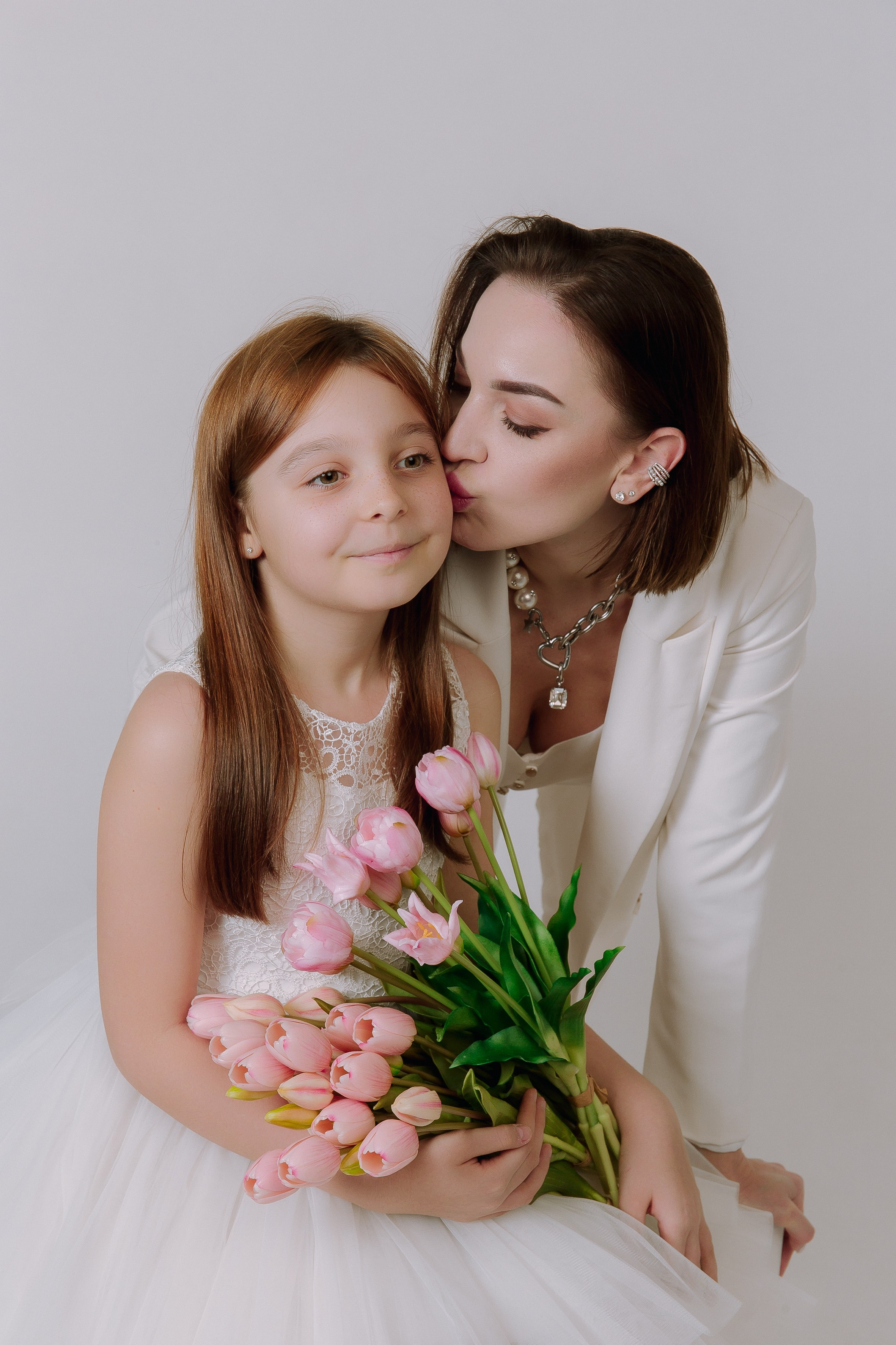 8 марта_ Счастье быть мамой. Выпускные альбомы Натальи Бутко: Новороссийск, Анапа, Геленджик