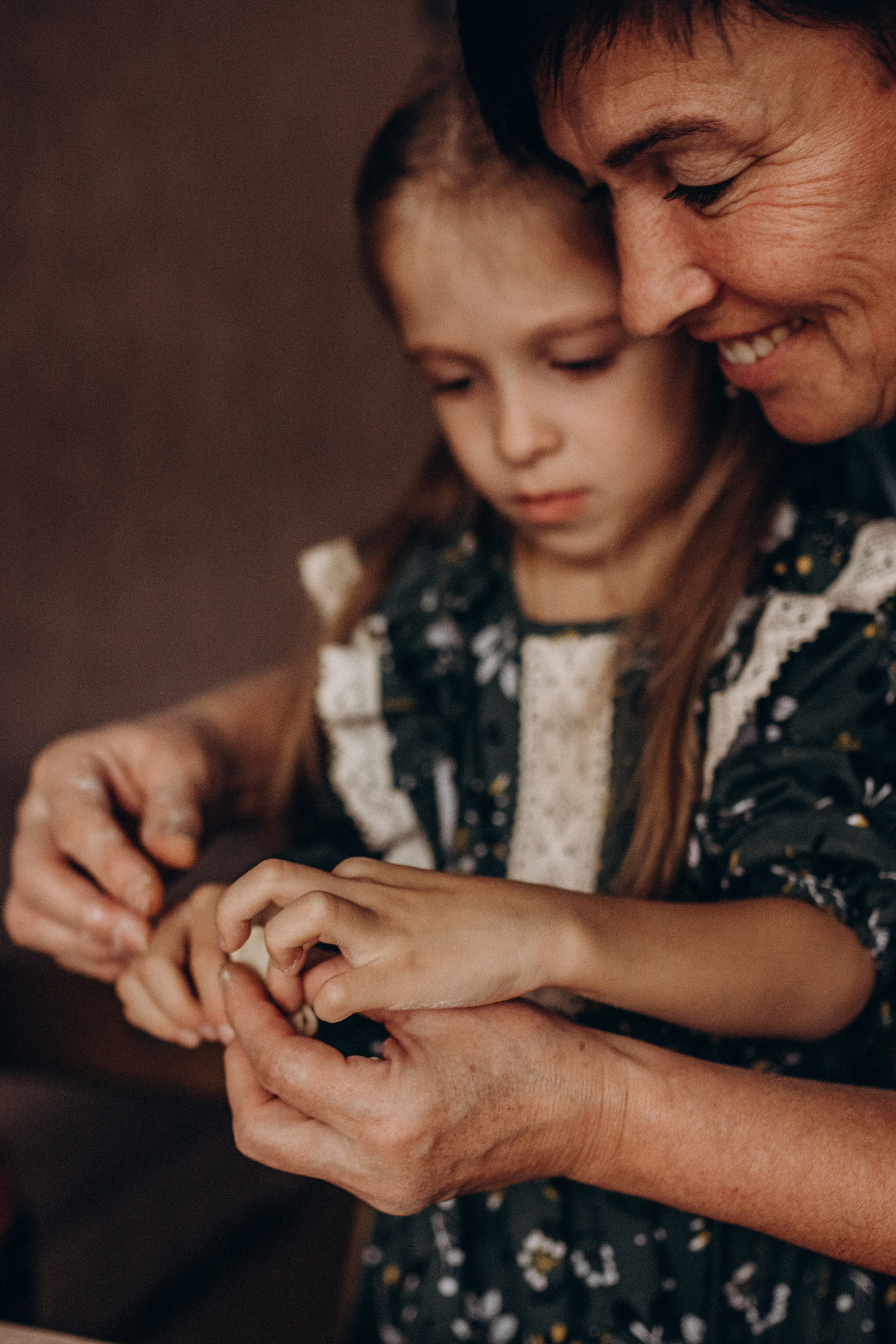 Бабушка с внуками. Семейный фотограф lifestyle в Новосибирске Елена Шпилевая