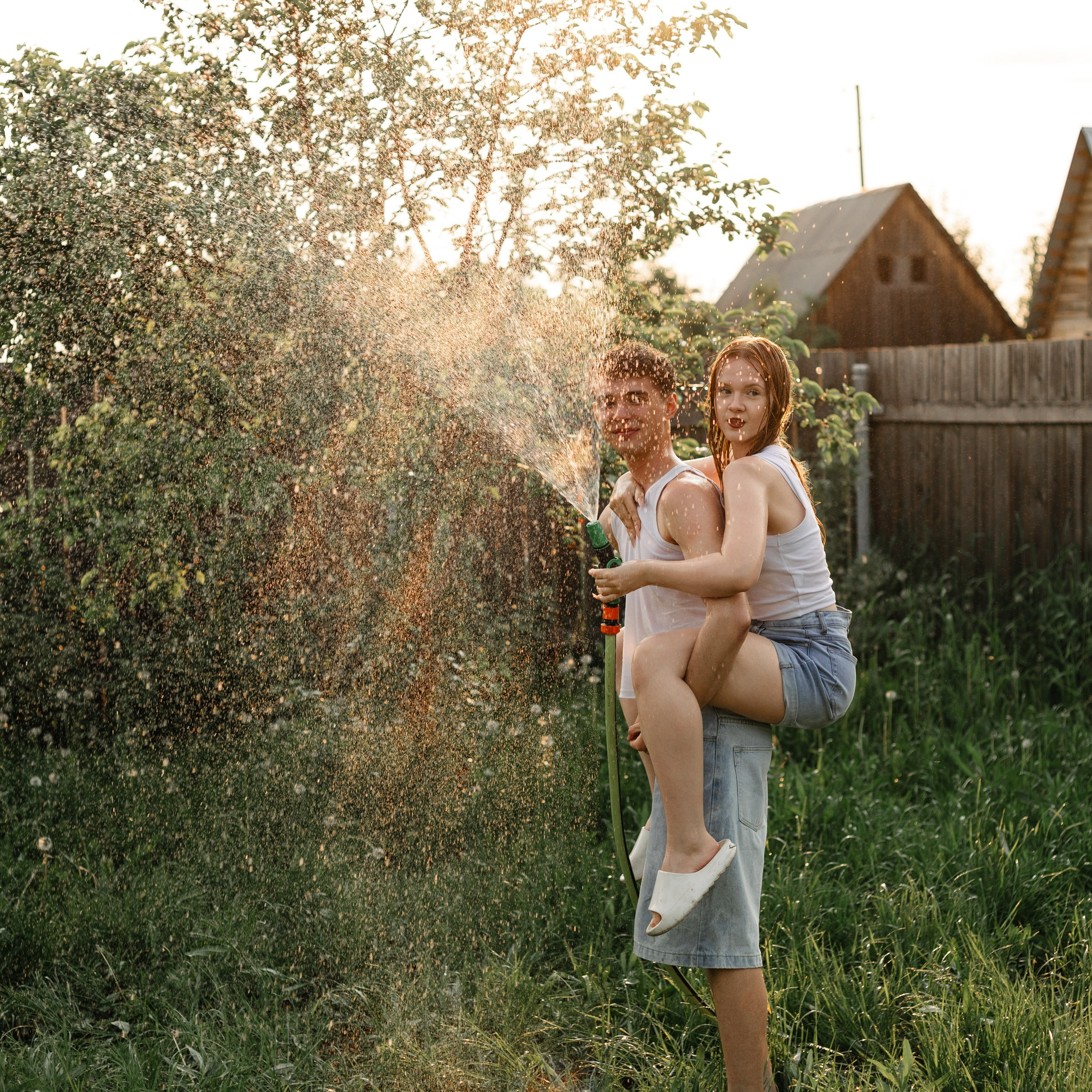 Серия с водой. Арина и Сергей. Евгения. Июнь 2025. Фотограф Пермь. Свадьбы. Семья и дети, школа, д. сад. Фотокниги