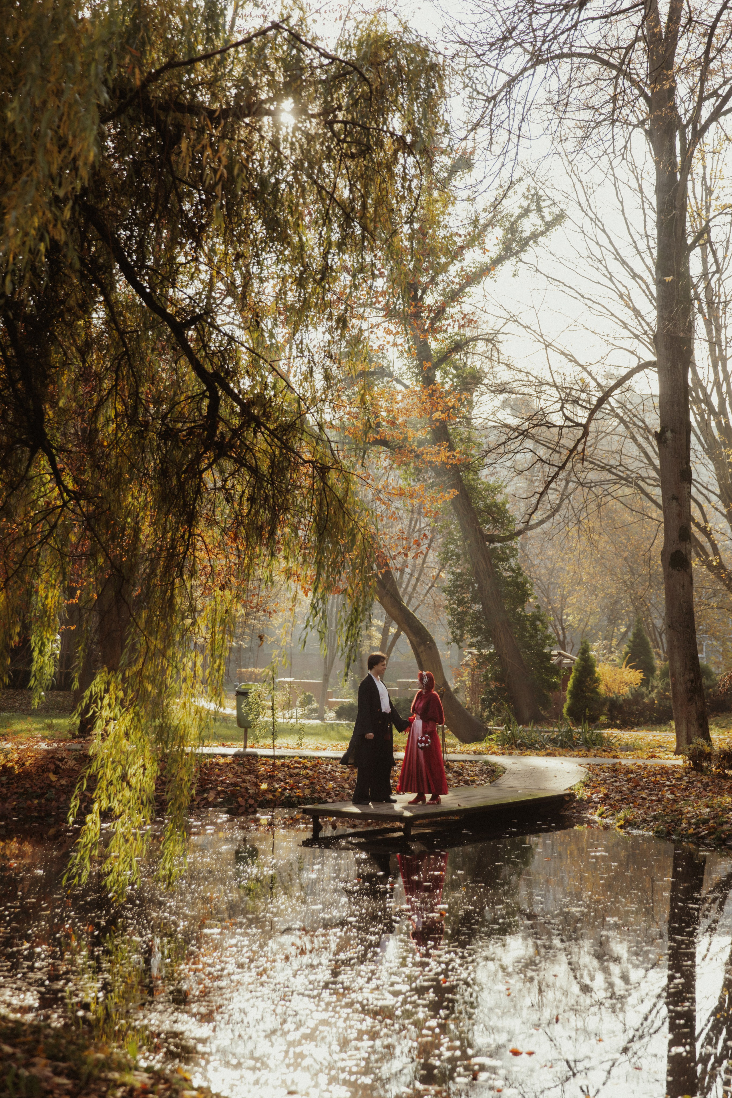 Максим и Наташа / Парк. Фотограф Калининград Илья Миллер