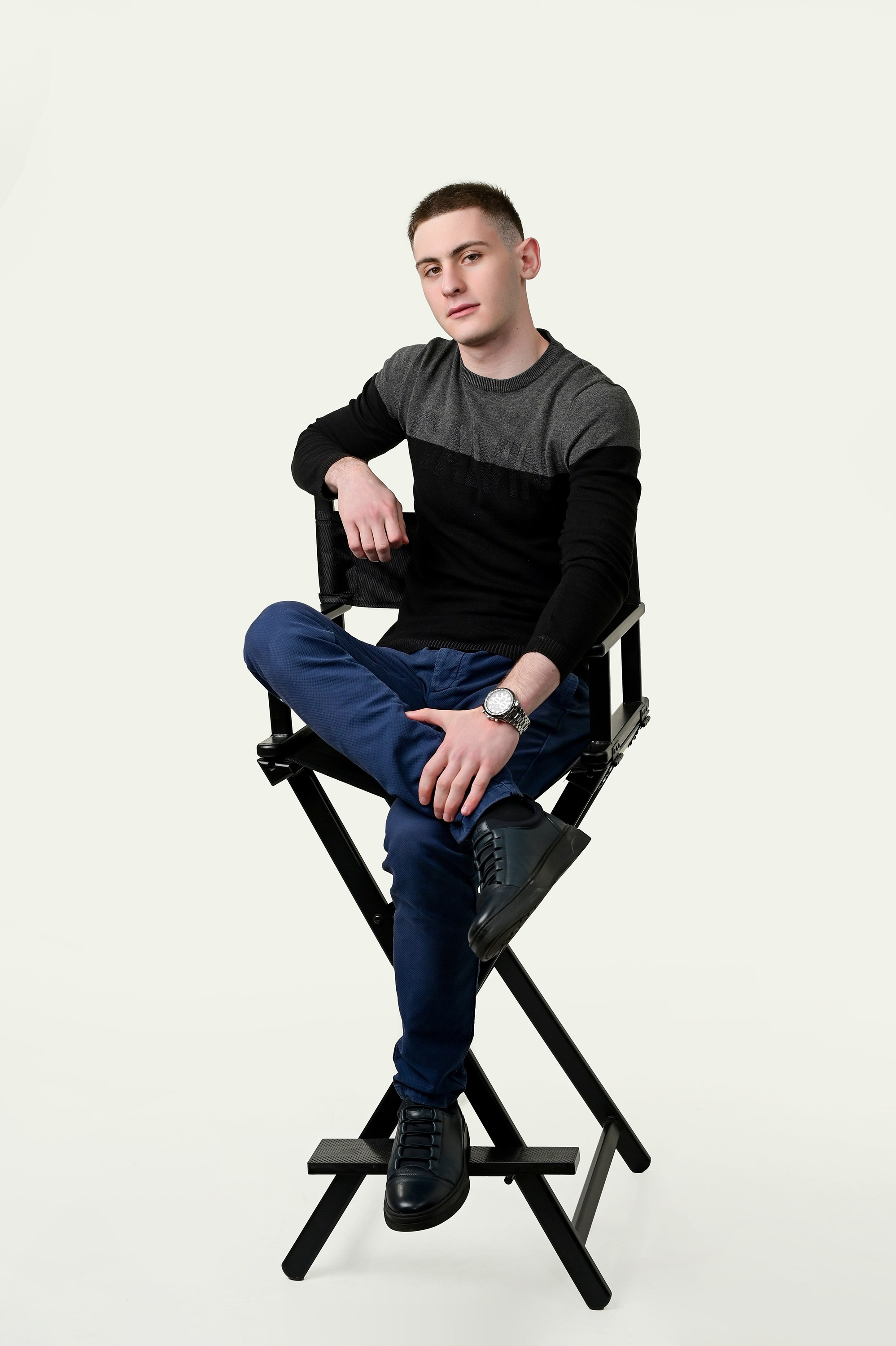 Галерея фотографий. Первая школьная фотостудия Zoom-Zoom в городе Владикавказ