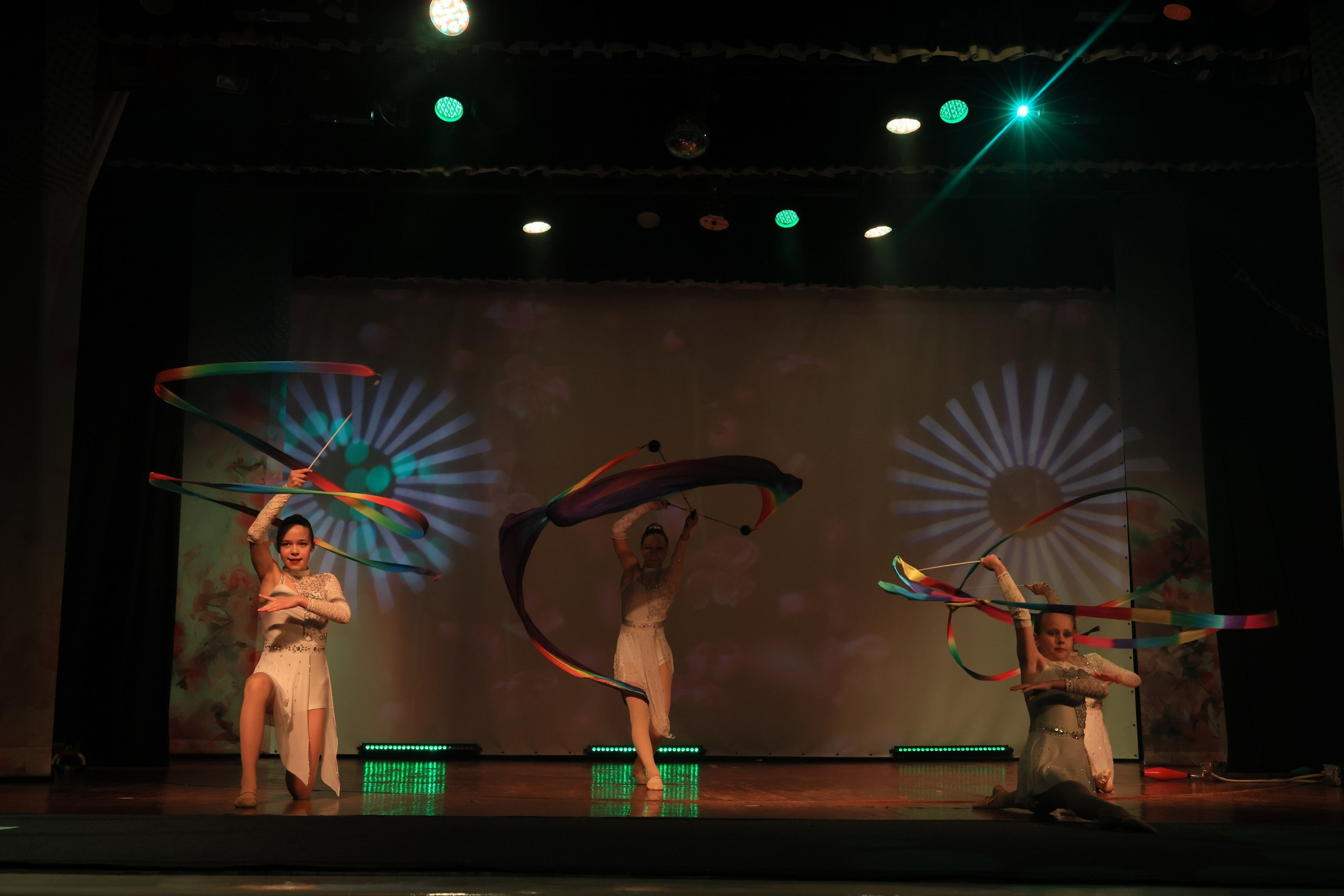 Концерт к 8 Марта в ДК «Металлург» г. Тула. Фотограф в Туле Крупский АнДРей. Фотостудия «КАДР71» в Туле