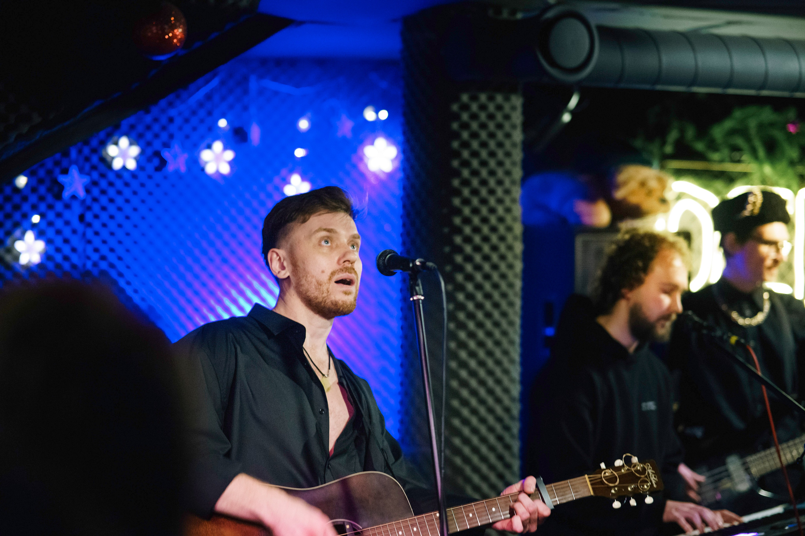 Концерт группы Тони Мак в баре Debaser. Фотограф в Санкт-Петербурге Ибрагимова Алина