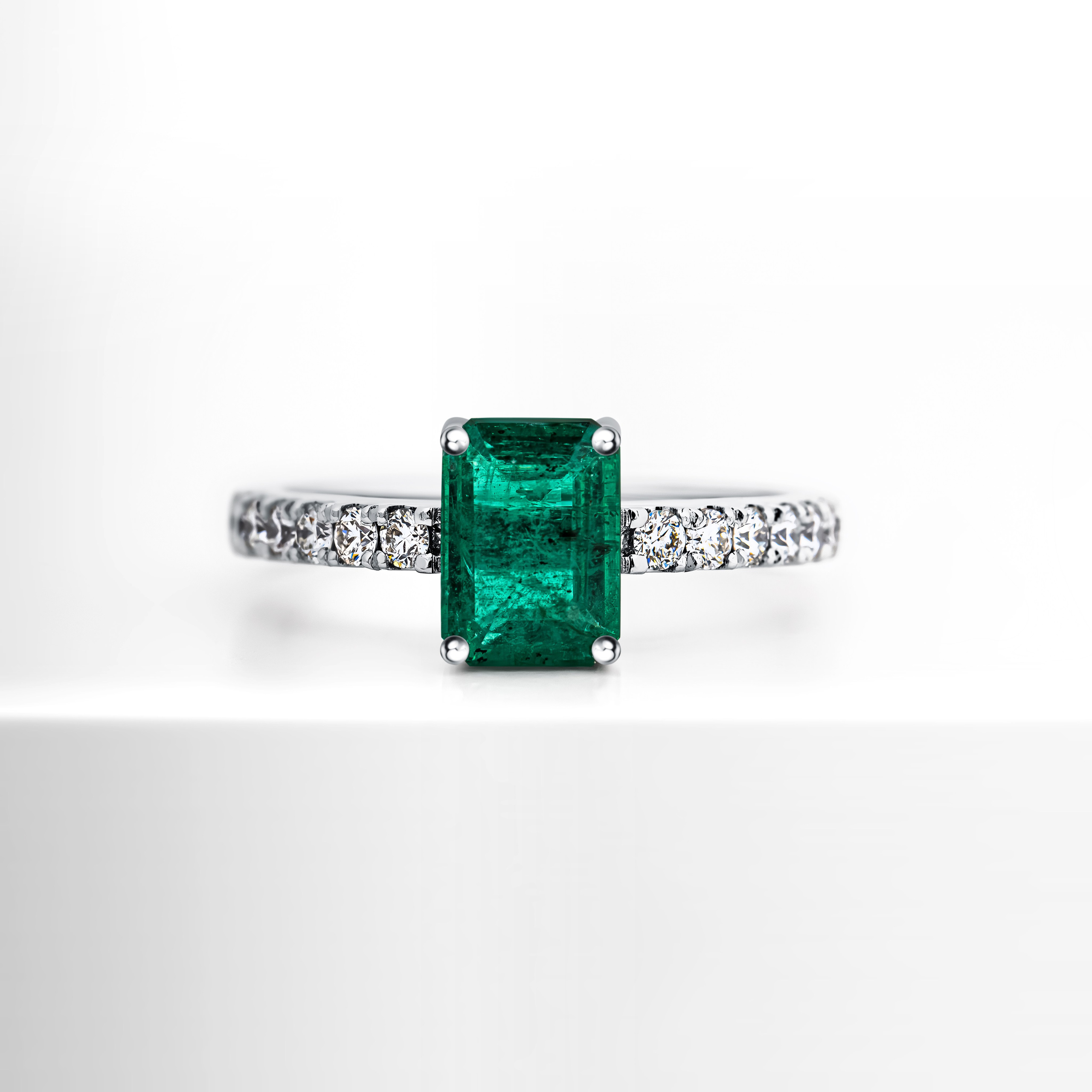 Ювелирные украшения. Фотограф ювелирных украшений в Санкт-Петербурге Воробьева Мария