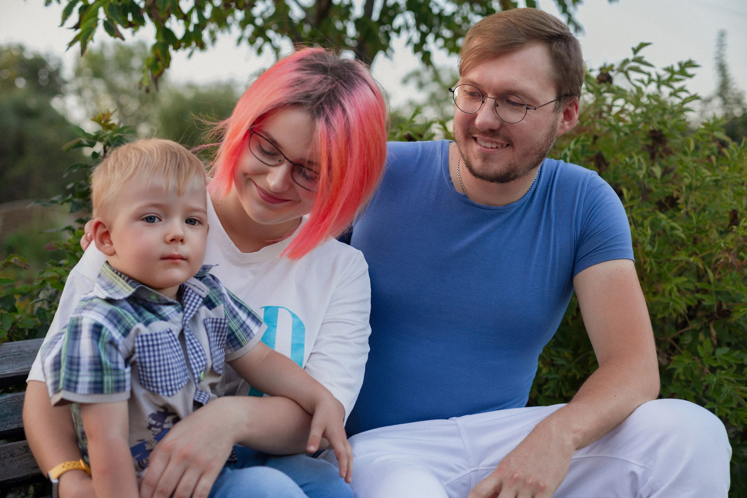 Летняя семейная фотосессия по парку. Фотограф Ставрополь Пятигорск Елизавета Дарина