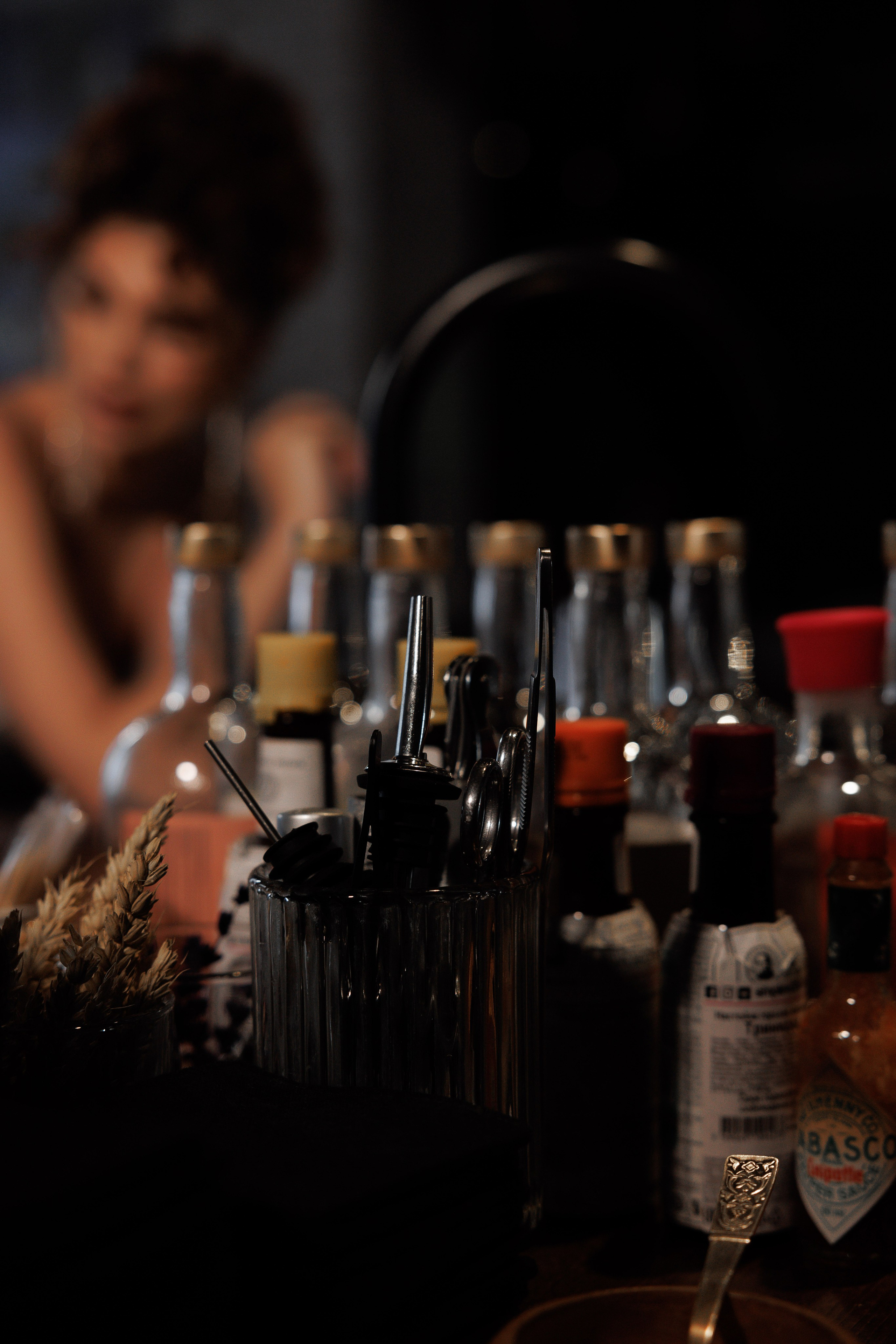 Свадебная серия в баре. Свадебный и семейный фотограф  во Владивостоке Ольга Украинец