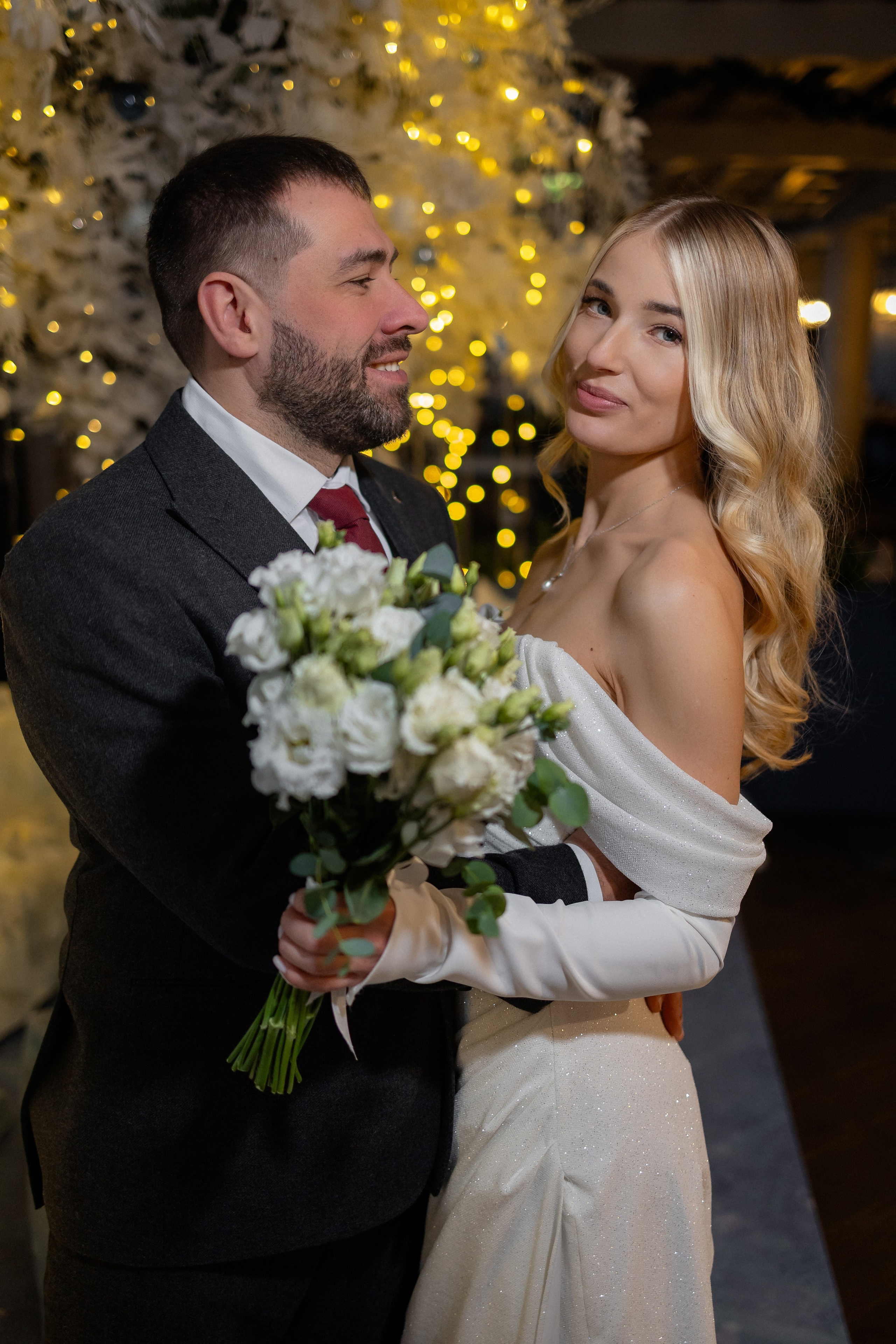 Свадебная фотосессия в отеле Марриот в Минске (Minsk Marriott Hotel). Свадебный фотограф в Минске/Беларуси Сергей Спиридонов