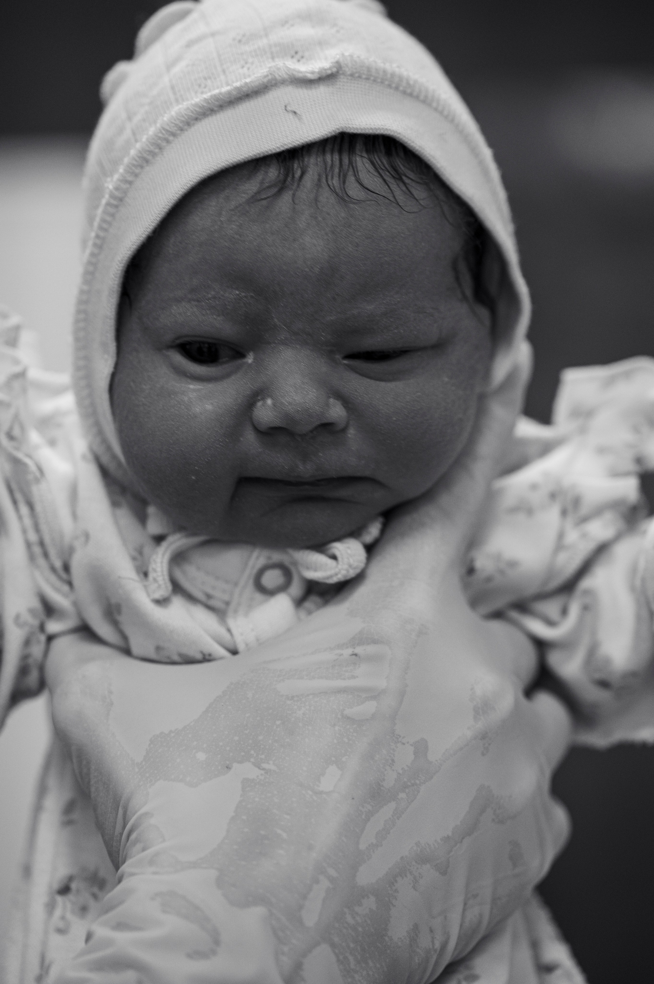 Злата родилась. Роддом № 17. Повидайка М.А. / Прохоренко Н.А. Фотограф на роды СПБ Юлия Герасимова