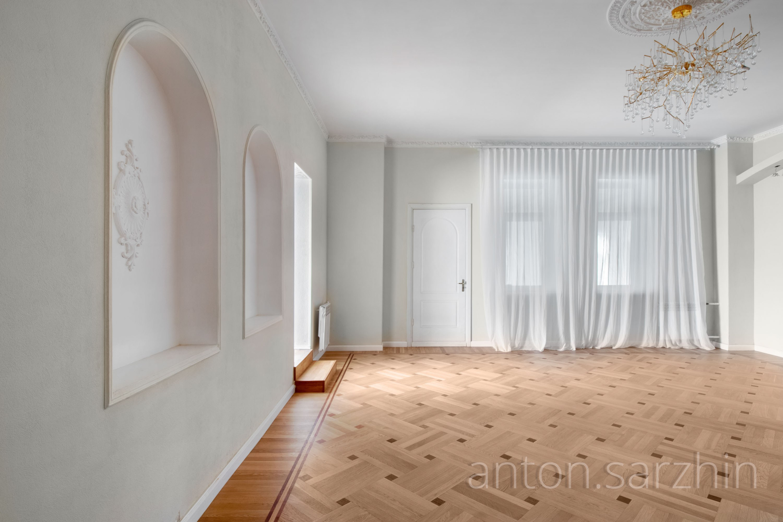 Интерьерная съемка комнаты в загородном доме