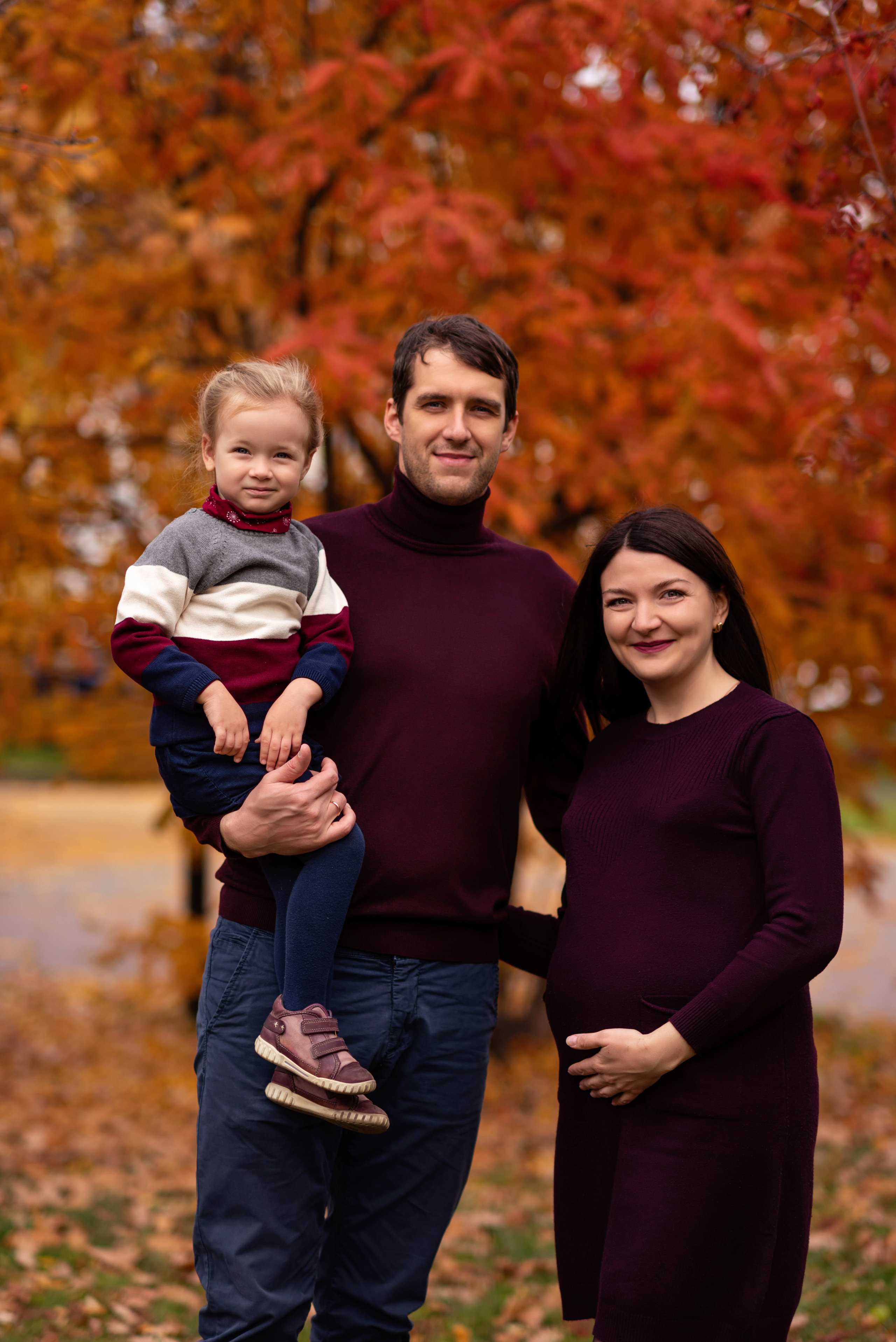 Семейная съёмка на природе. Семейный детский фотограф видеограф в Омске Юлия Татаринова