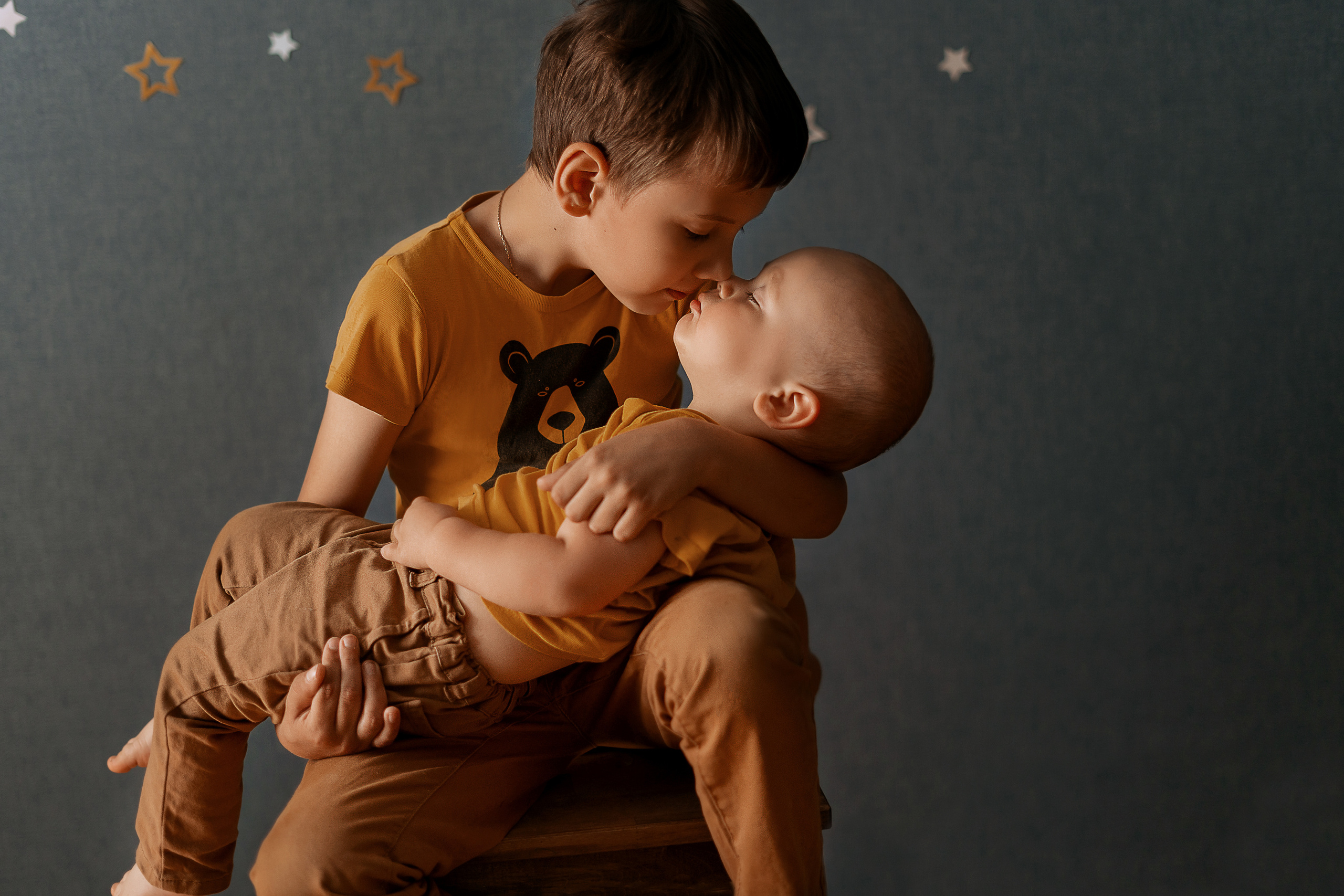 Домашняя съёмка. Семейный детский фотограф видеограф в Омске Юлия Татаринова