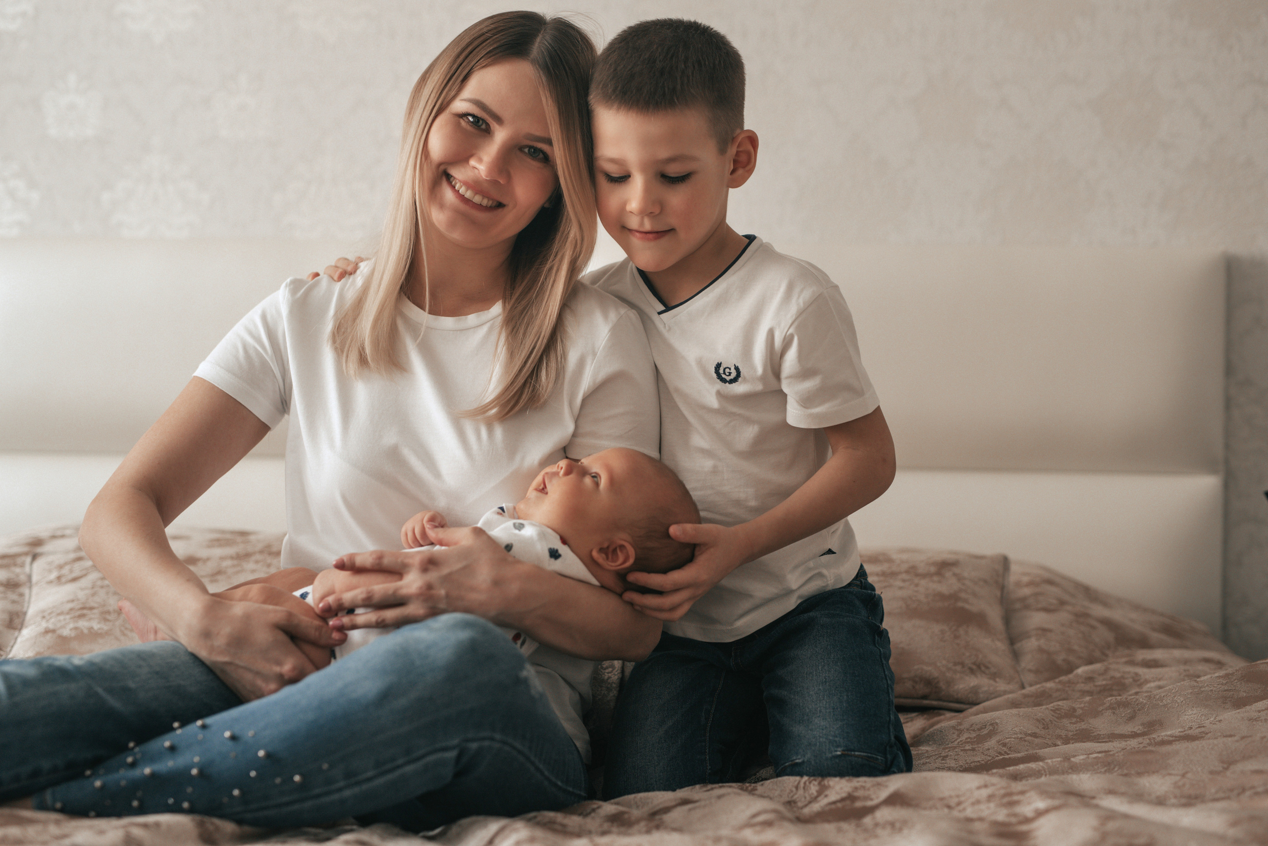 Домашняя съёмка. Семейный детский фотограф видеограф в Омске Юлия Татаринова