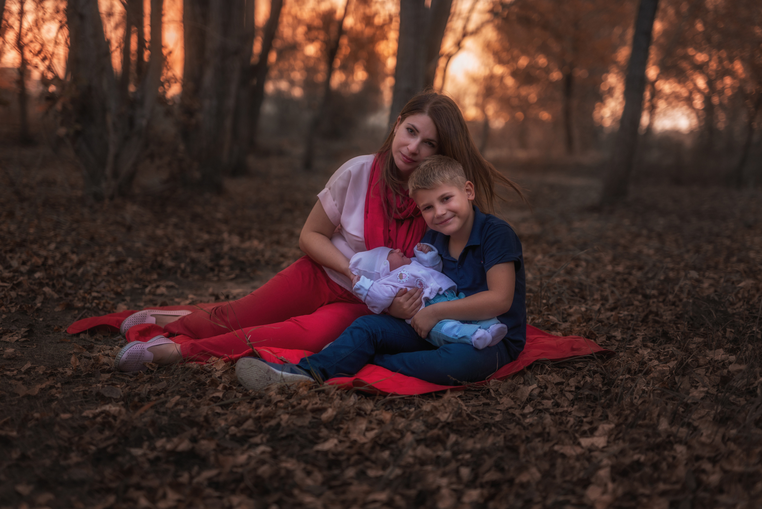 Семейная съёмка на природе. Семейный детский фотограф видеограф в Омске Юлия Татаринова
