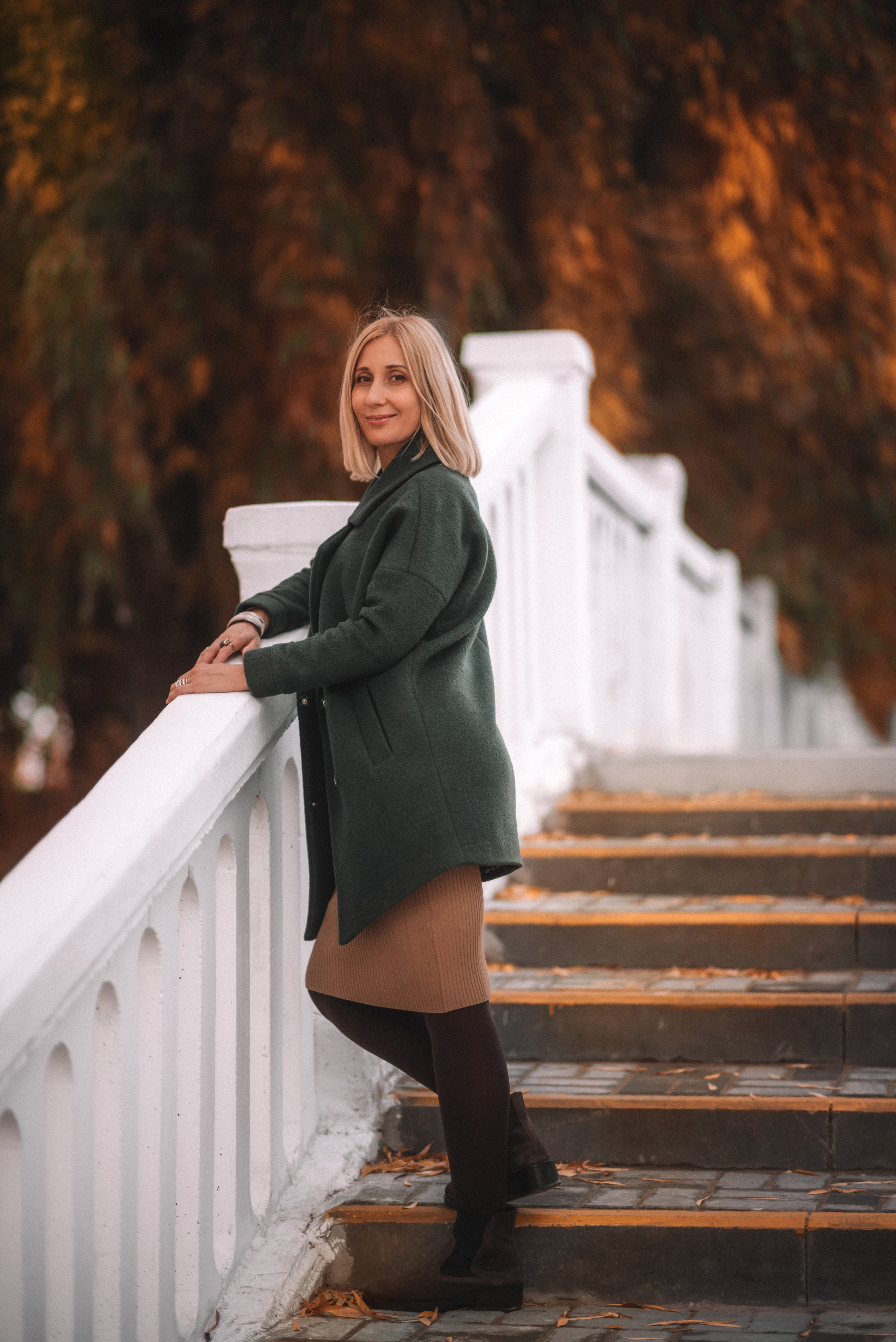 Женский портрет на природе. Семейный детский фотограф видеограф в Омске Юлия Татаринова