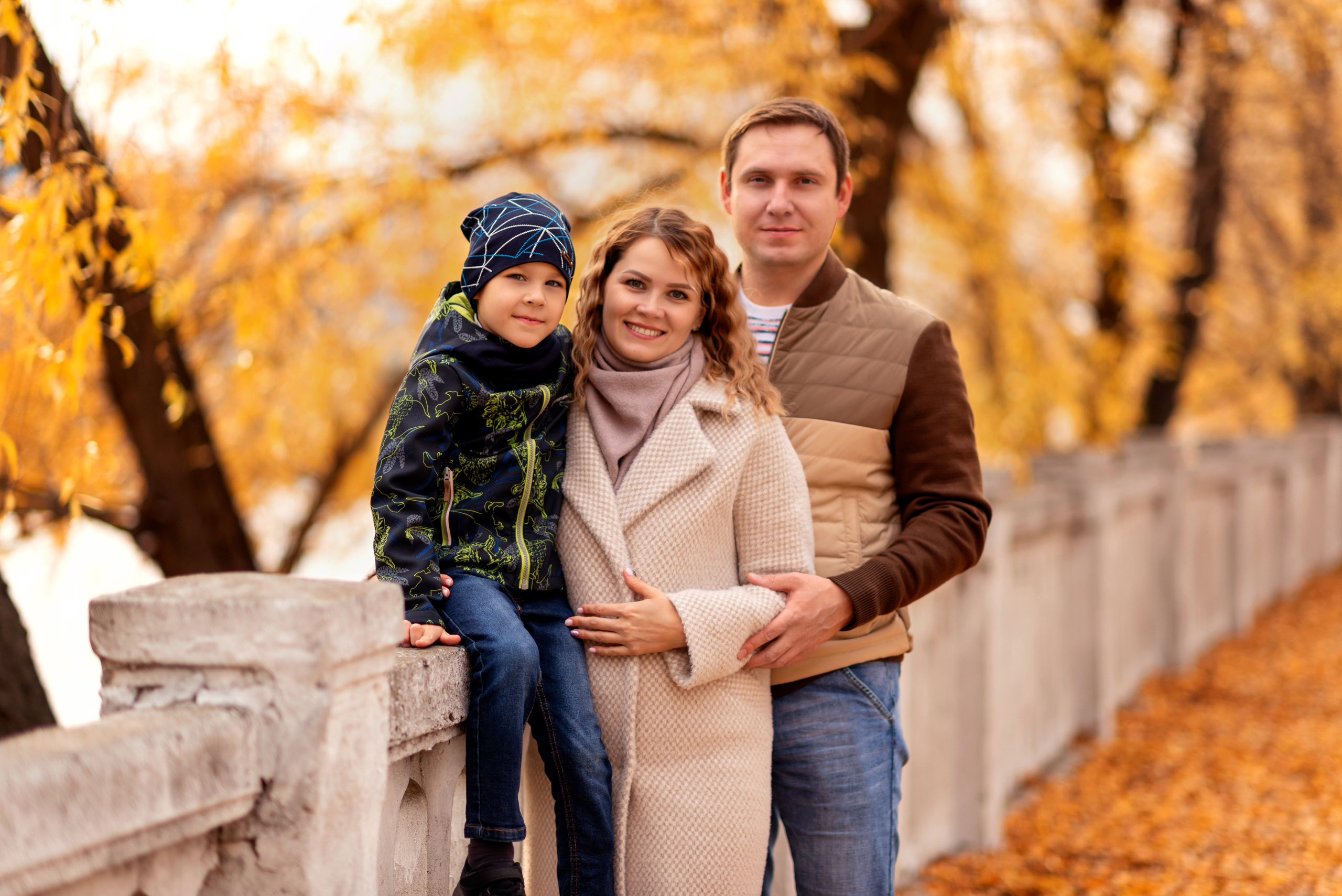 Семейная съёмка на природе. Семейный детский фотограф видеограф в Омске Юлия Татаринова