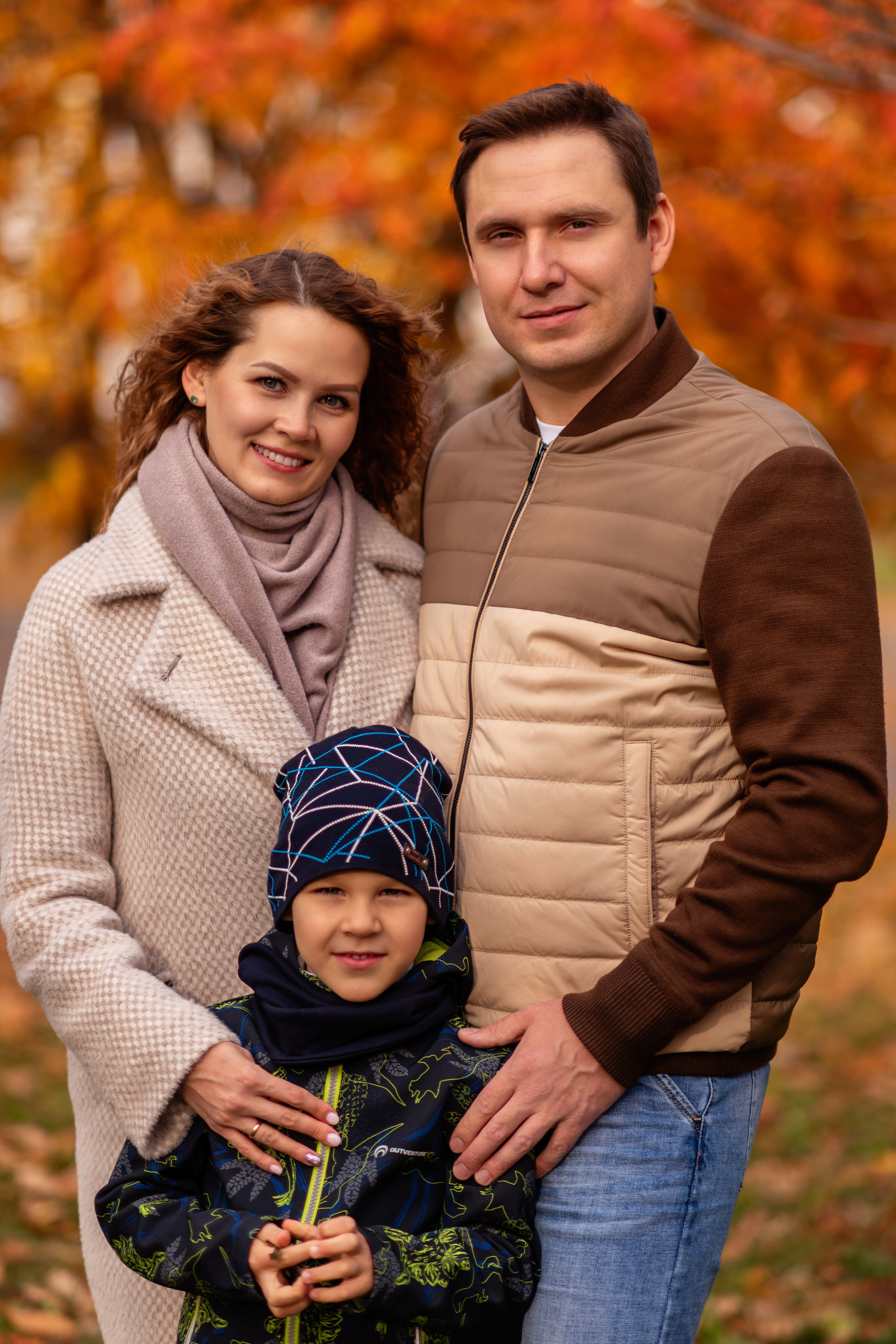 Семейная съёмка на природе. Семейный детский фотограф видеограф в Омске Юлия Татаринова