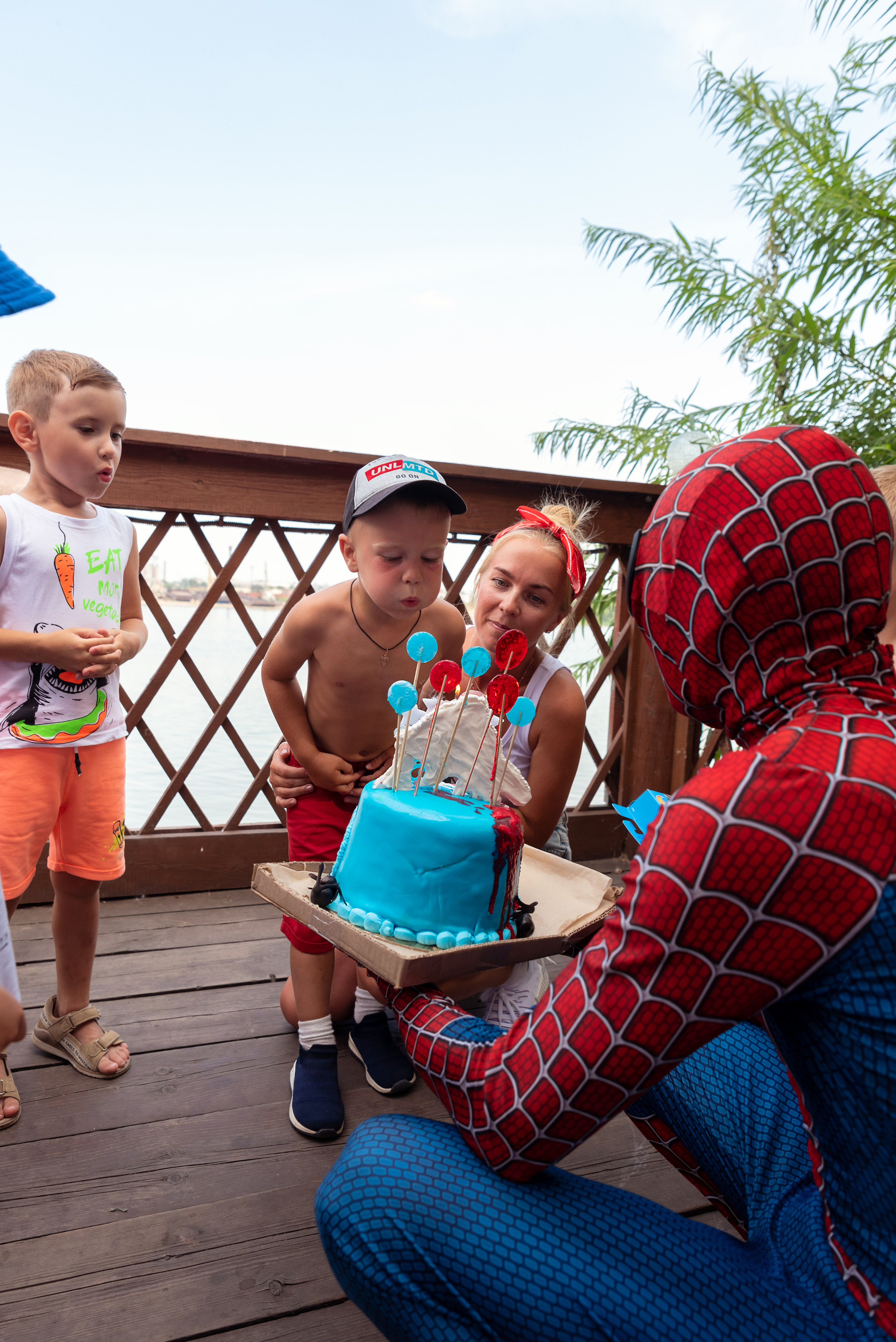 Детские дни рождения. Семейный детский фотограф видеограф в Омске Юлия Татаринова