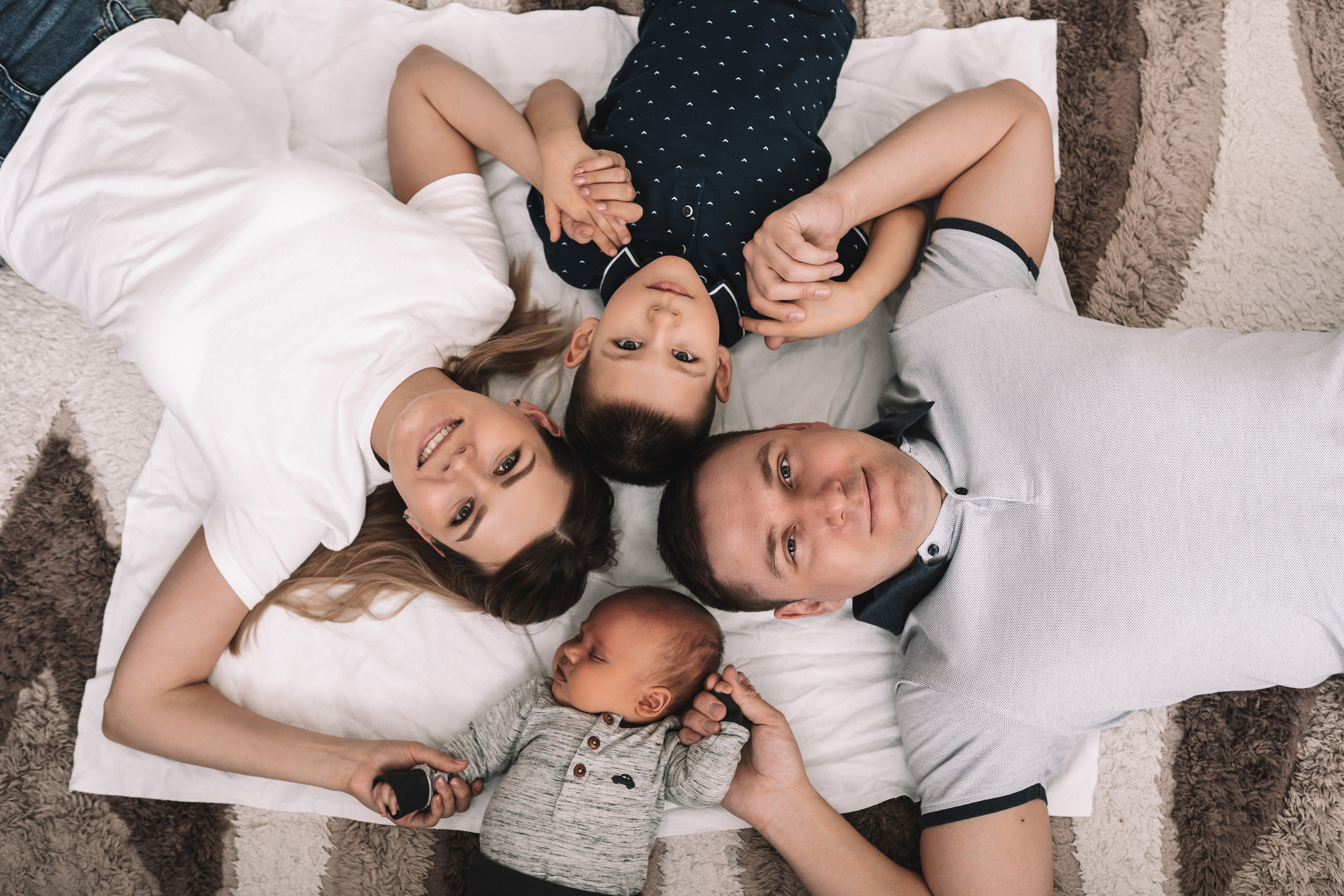 Домашняя съёмка. Семейный детский фотограф видеограф в Омске Юлия Татаринова