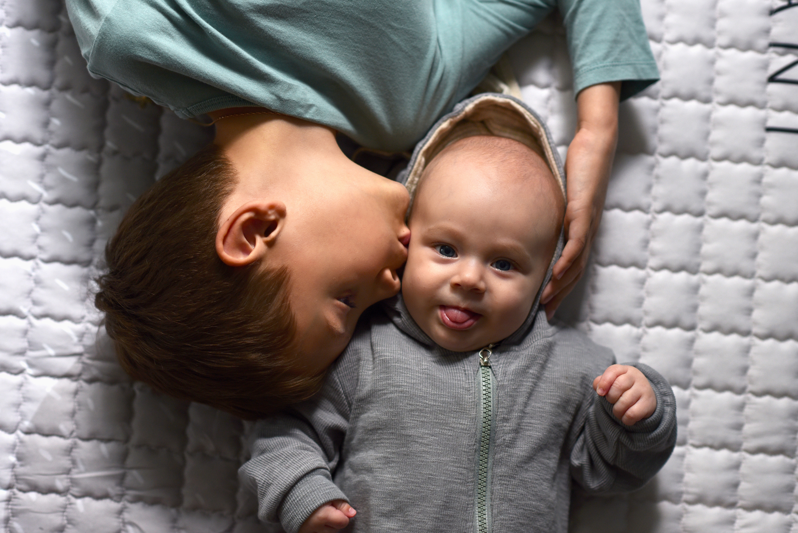 Домашняя съёмка. Семейный детский фотограф видеограф в Омске Юлия Татаринова