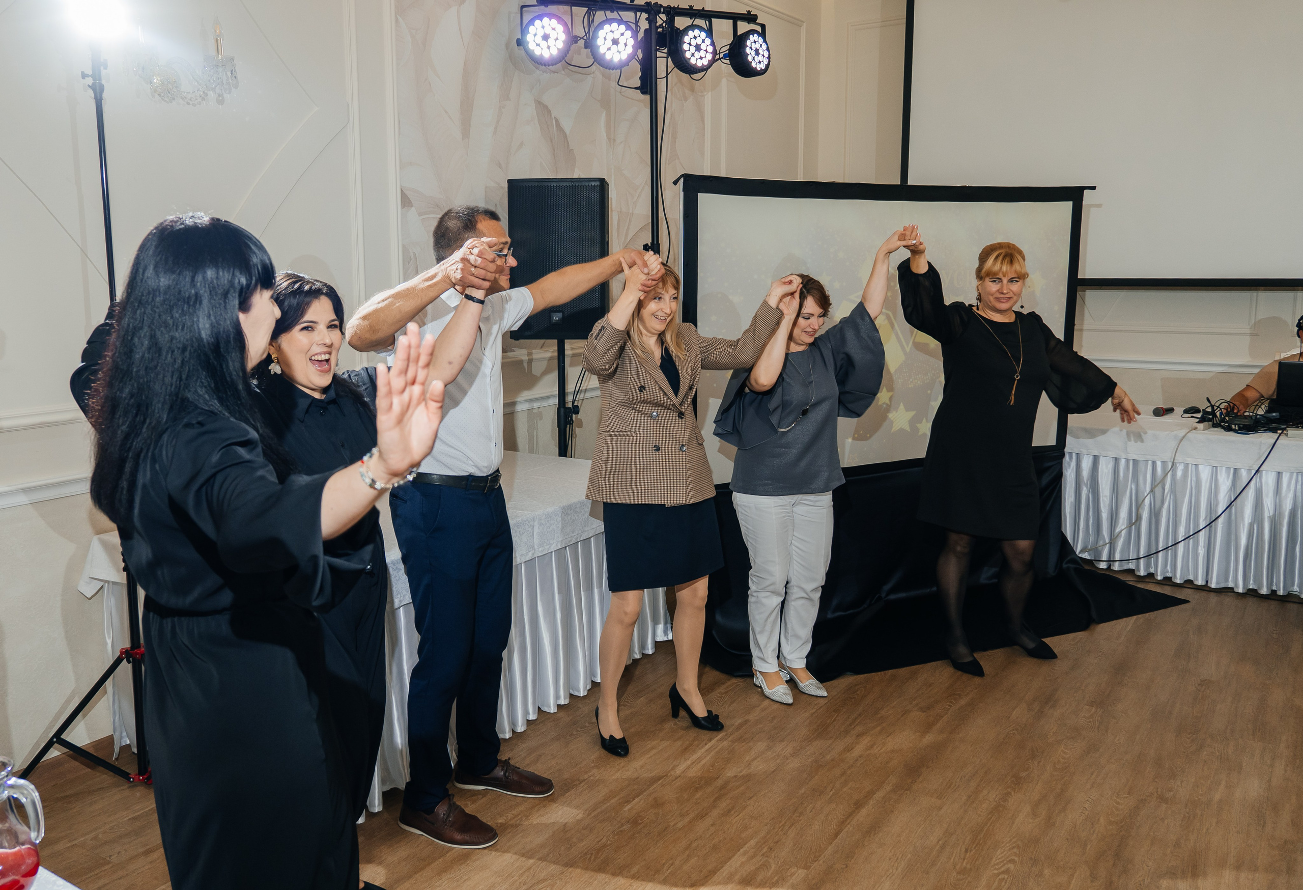 Школьные выпускные, линейки, банкеты. Семейный и LifeStyle фотограф в Жигулевске и Тольятти Рустам Ханмурзин