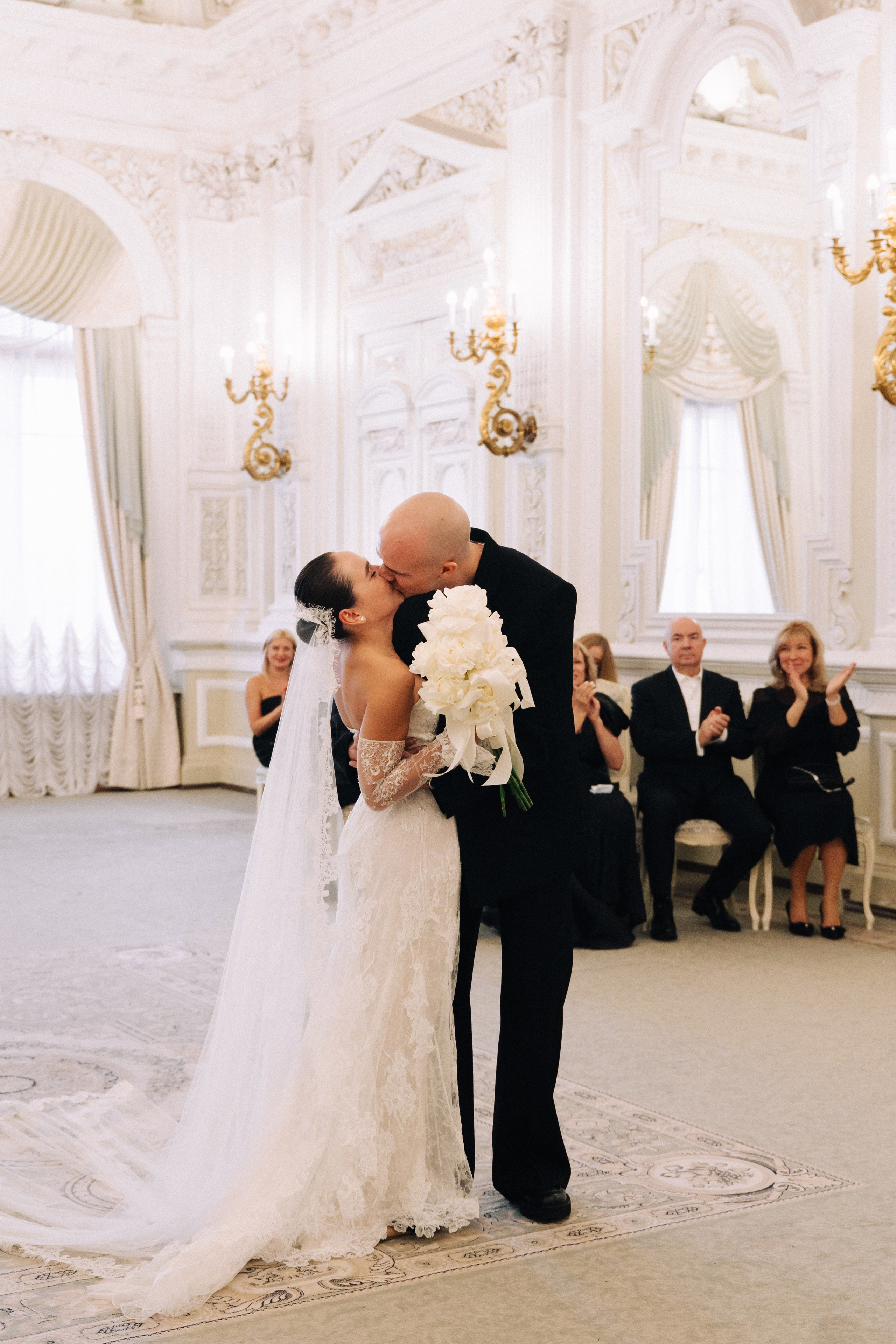 Вова и Лиза. Питер. Гранд Отель Европа, 1 дворец бракосочетания и особняк Мясникова. Свадебный фотограф Катерина Чулкова