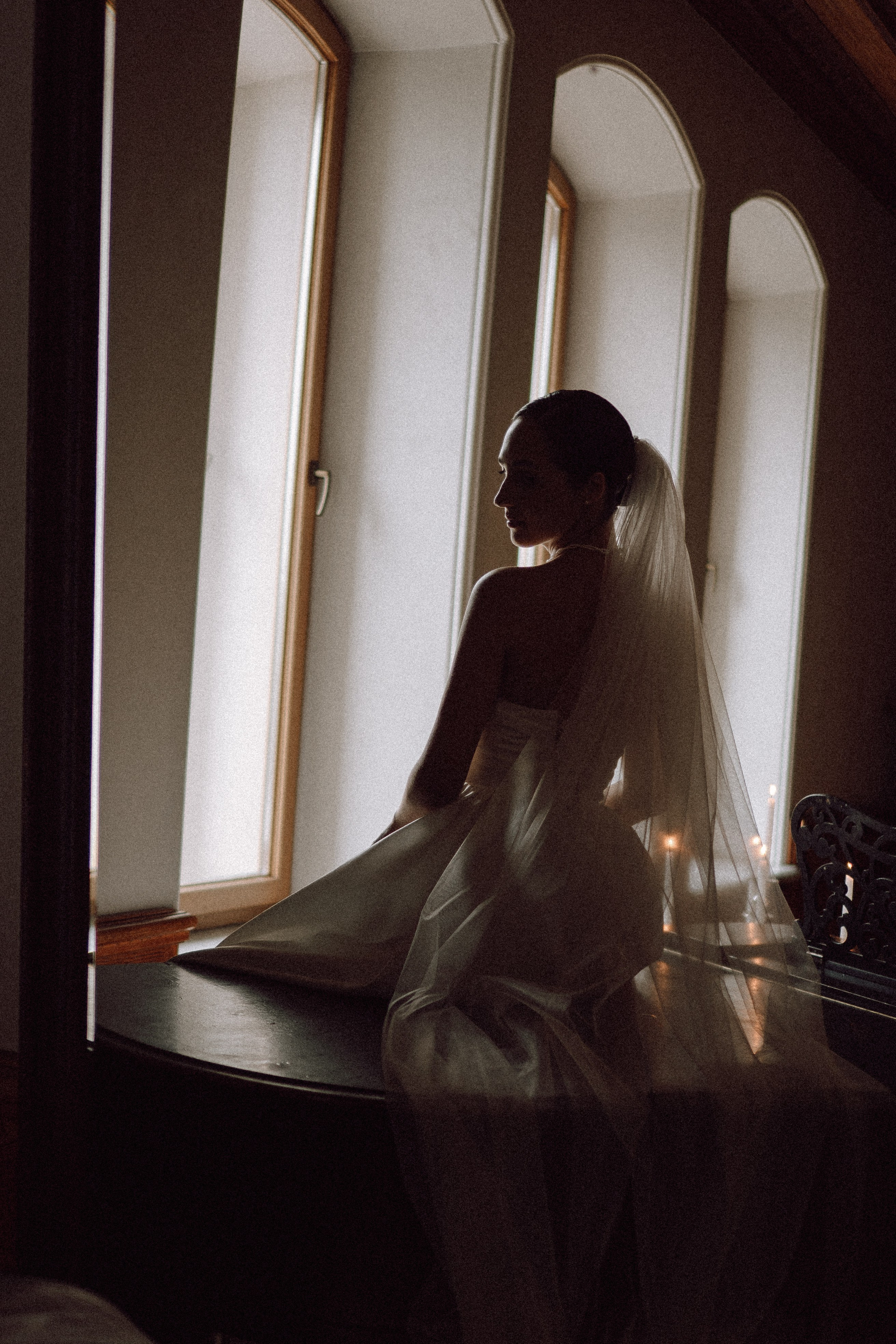 СВАДЕБНАЯ ПРОГУЛКА В САНТК-ПЕТЕРБУРГЕ (ИСАКИЕВСКИЙ СОБОР, ЗИМНЯЯ КАНАВКА, ЭРМИТАЖ И БОЛЬШАЯ МОРСКАЯ УЛИЦА). Профессиональный фотограф, Санкт-Петербург — Виктория Богомолова