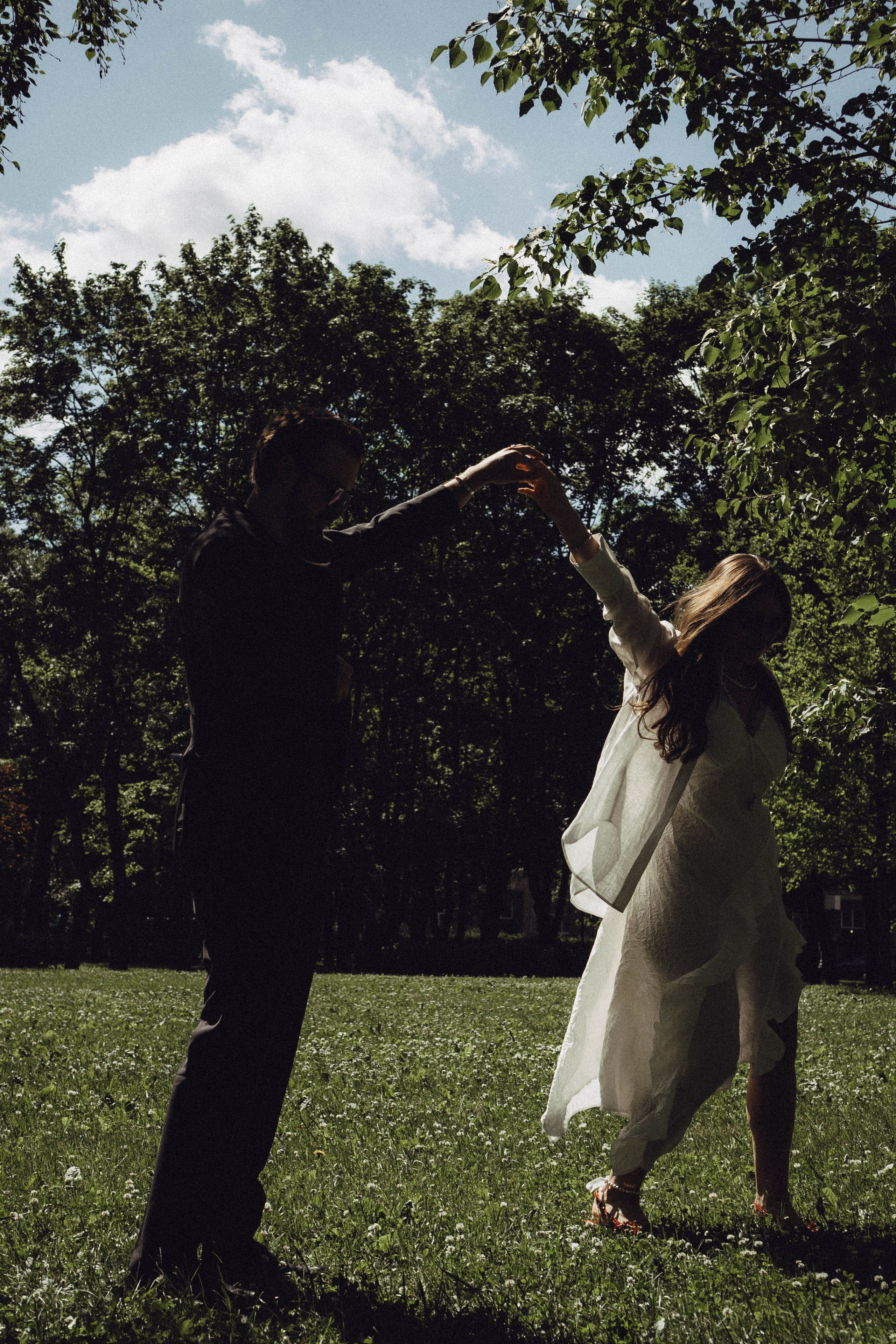 СВАДЕБНАЯ СЬЕМКА В ПАРКЕ ПОБЕДЫ И ПРОГУЛКА ПО МОСКОВСКОМУ ПРОСПЕКТУ. Профессиональный фотограф, Санкт-Петербург — Виктория Богомолова