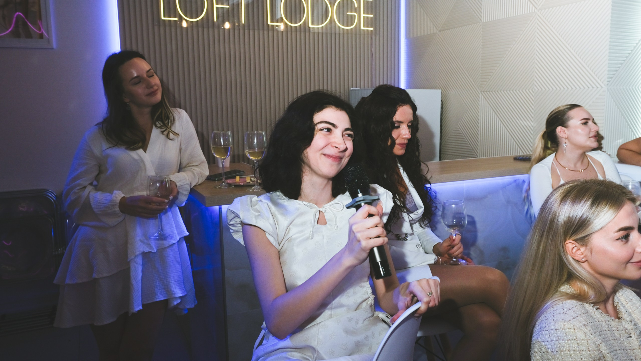 Женский клуб ДР. Мари — фотограф и видеограф из Москвы