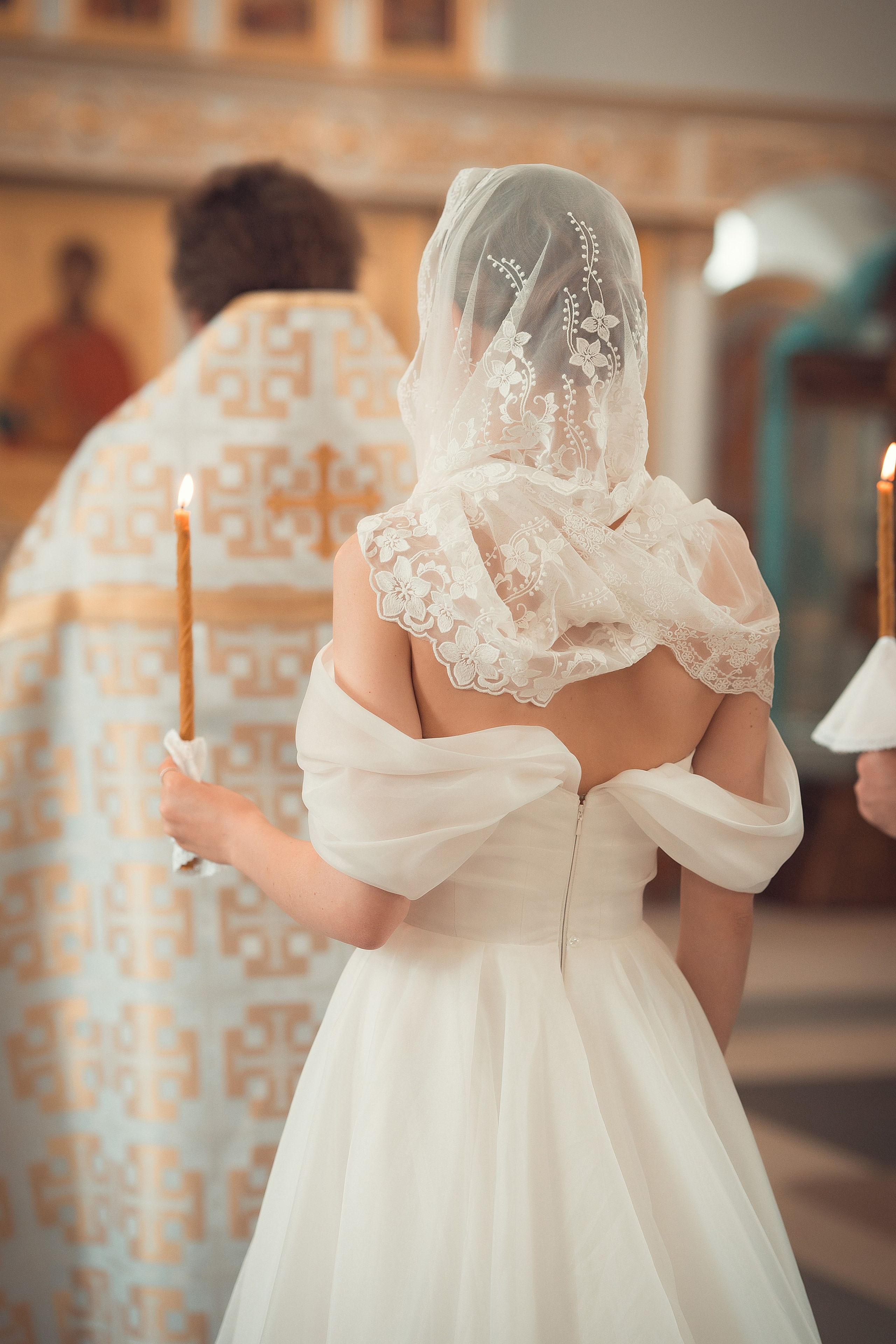 Таинство Венчания Ивана и Полины Храм Феодора Тирона. Фотограф на Крещение и Венчание в Красноярске Рамазанова Юлия