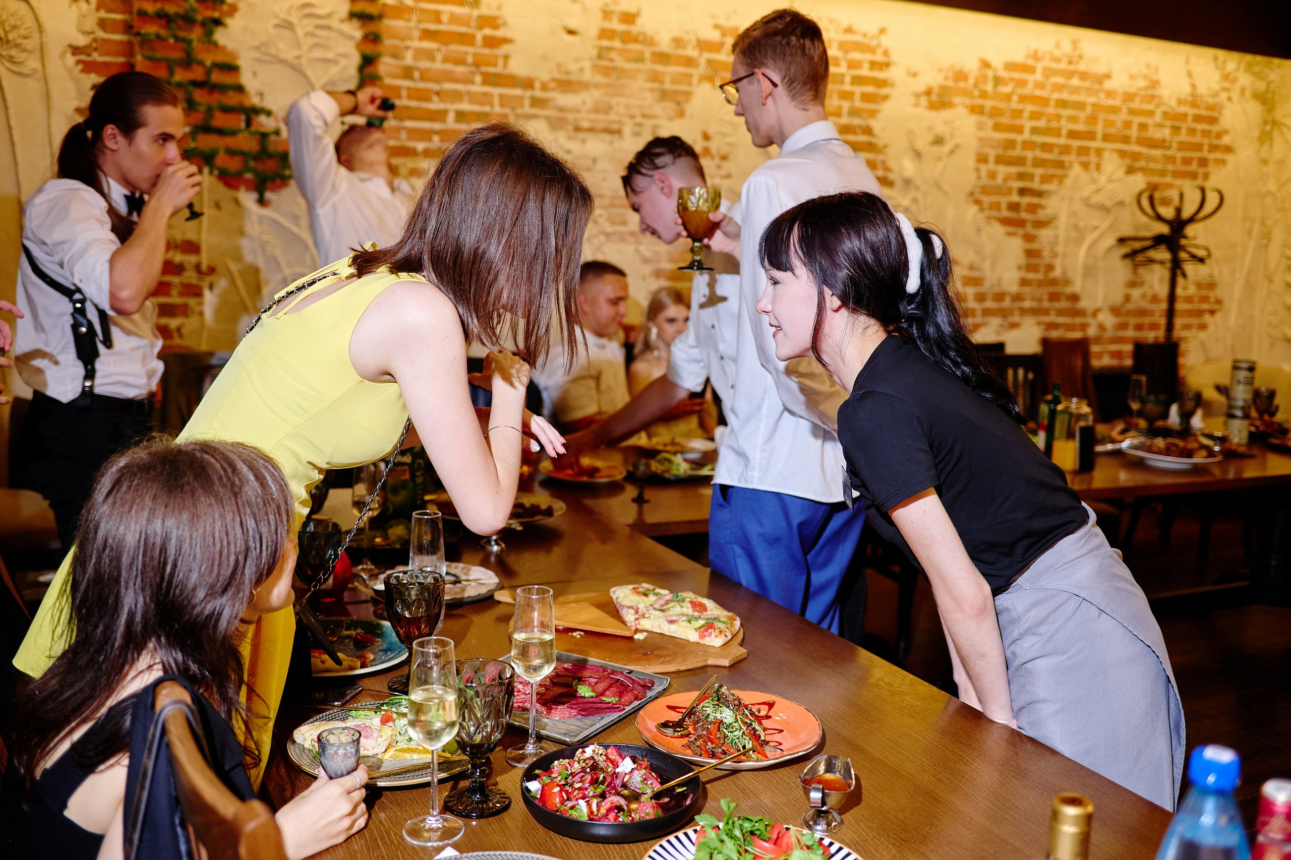 Выпускной 35 Сош. Фотограф Выпускные альбомы Таганрог Сергей Коробченко