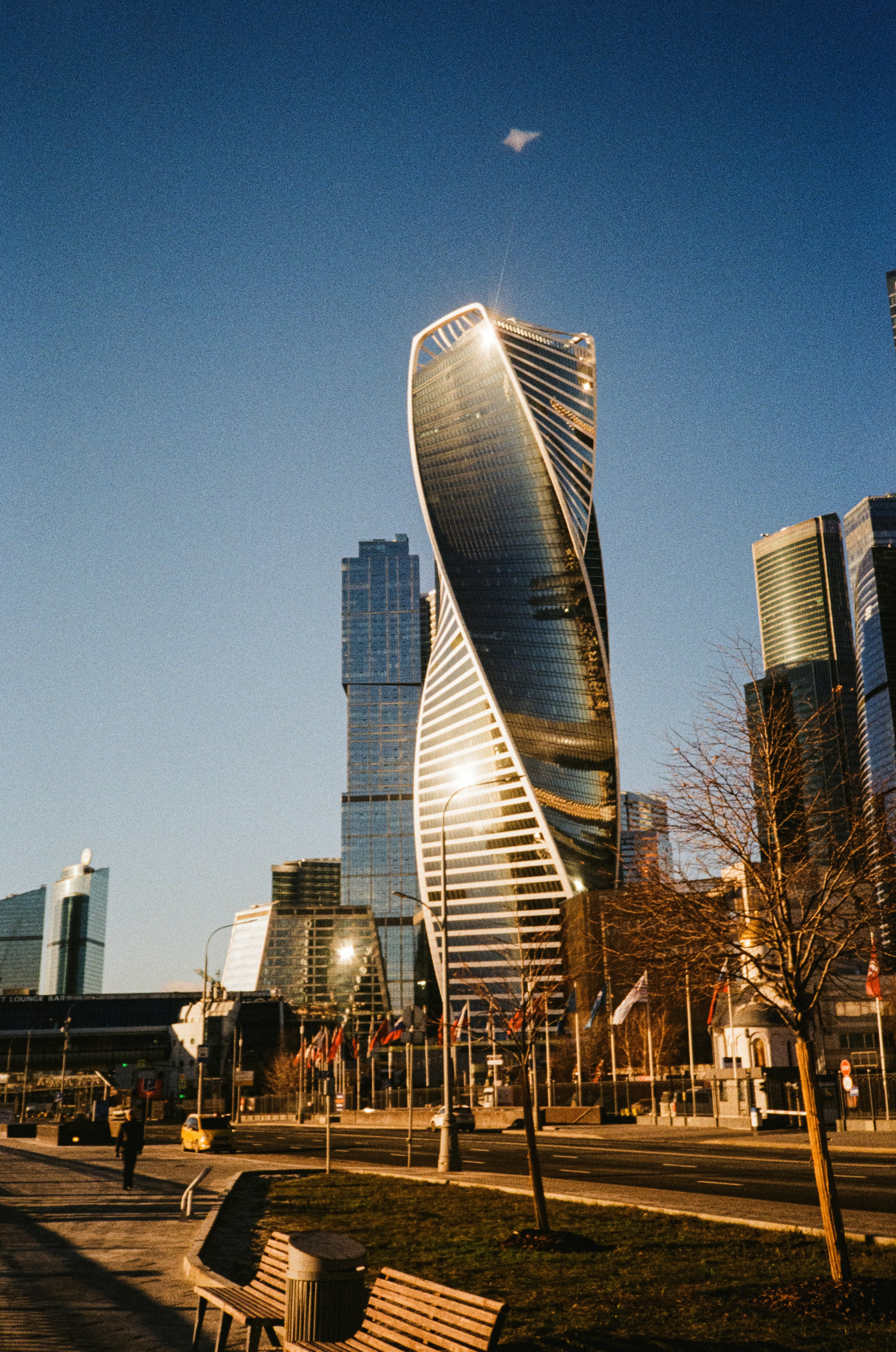 Москва Сити — 19 января 2025 года / Konica Big Mini (black) / Fujifilm C200