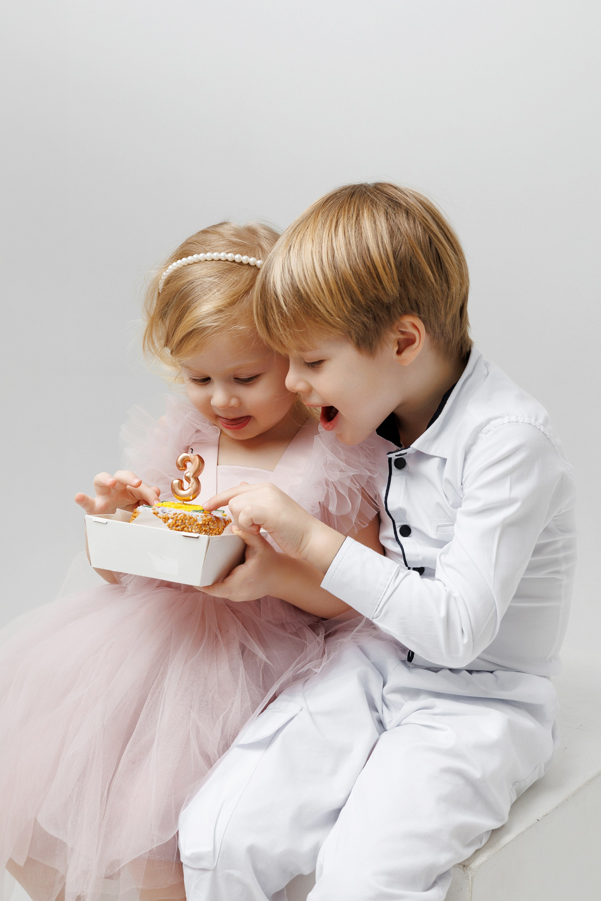 Съемка Дня Рождения Алисы в фотостудии CROSS-STUDIO зал IDEAL. Свадебный и семейный фотограф в Москве и МО Елена Агапова