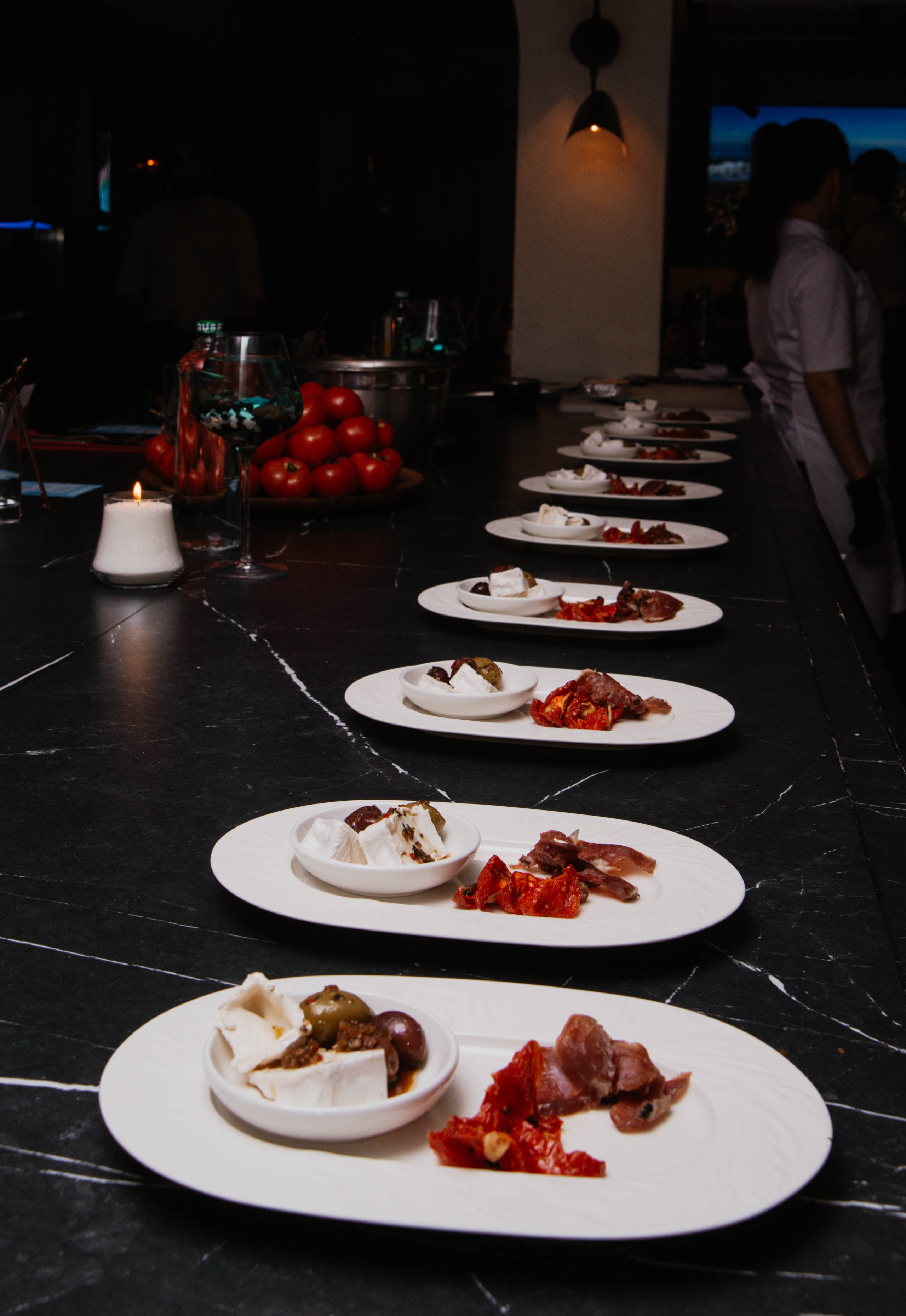 Шеф-тейбл в ресторане Ливингстон. Ксения Glossa. Портретный и репортажный фотограф в Самаре