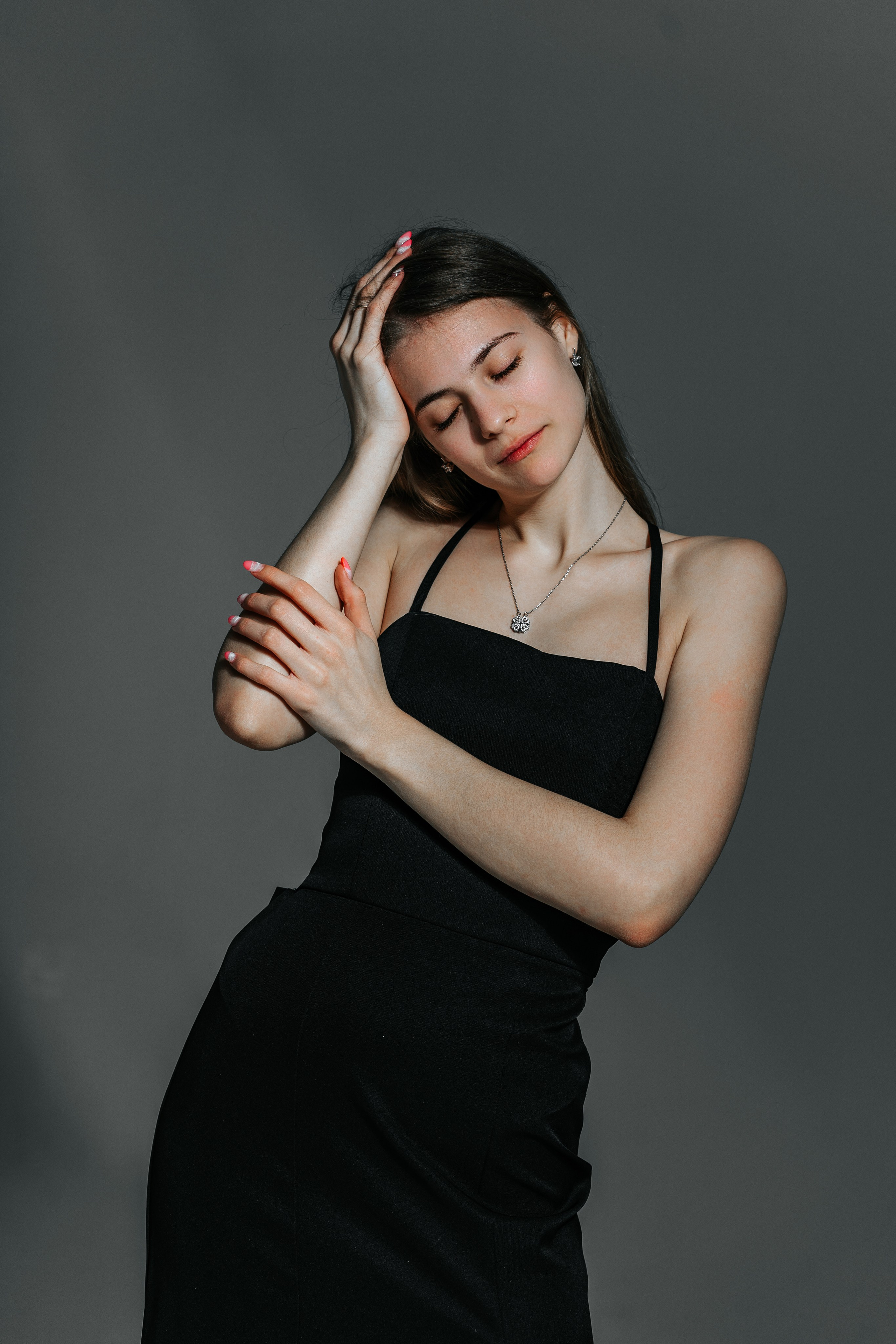 Катя (фотосессия студия. Свадебный и семейный фотограф в Москве Софья Алмостова