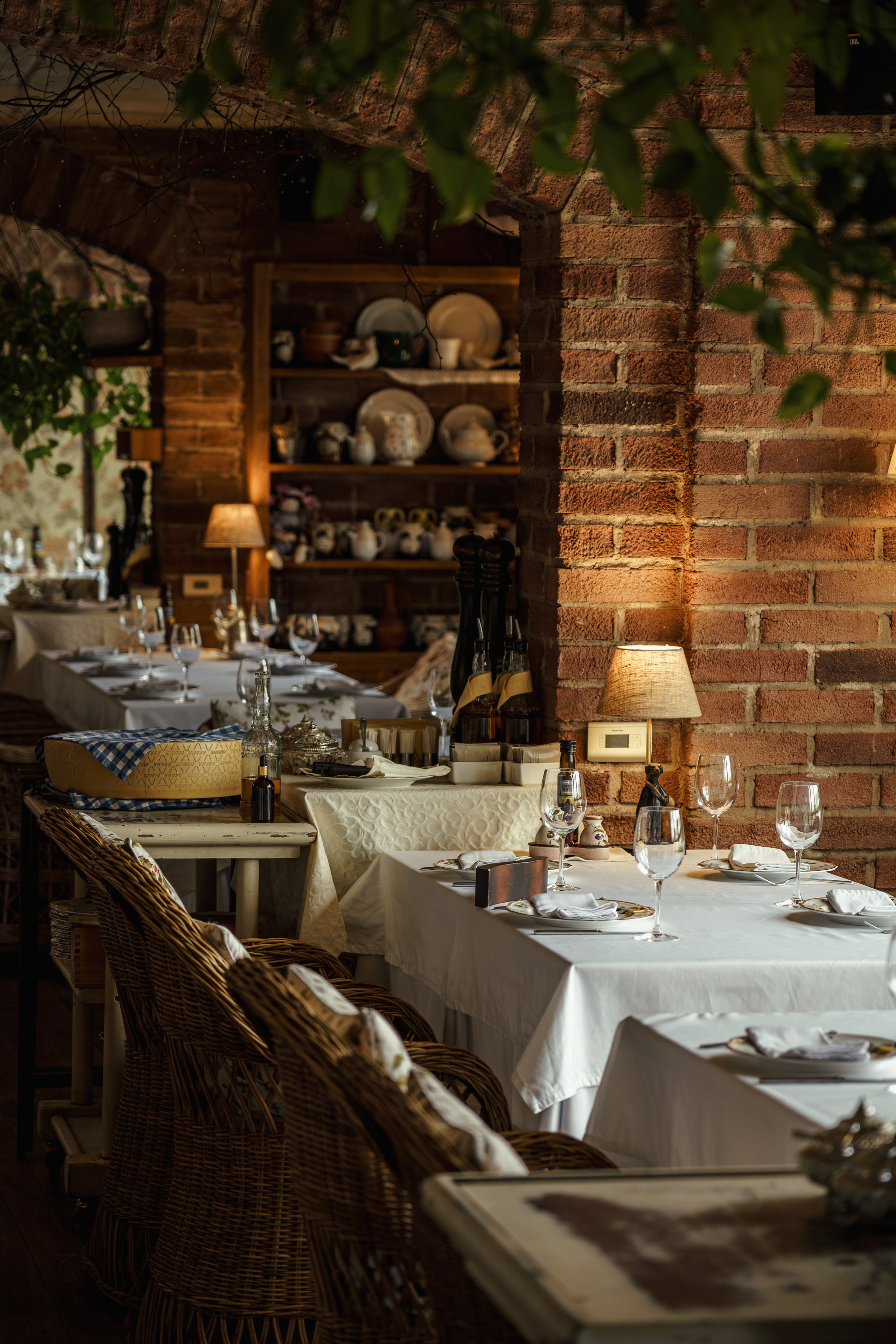 OSTERIA сморчки. Фуд-фотограф, Предметный фотограф, AI креатор. Москва