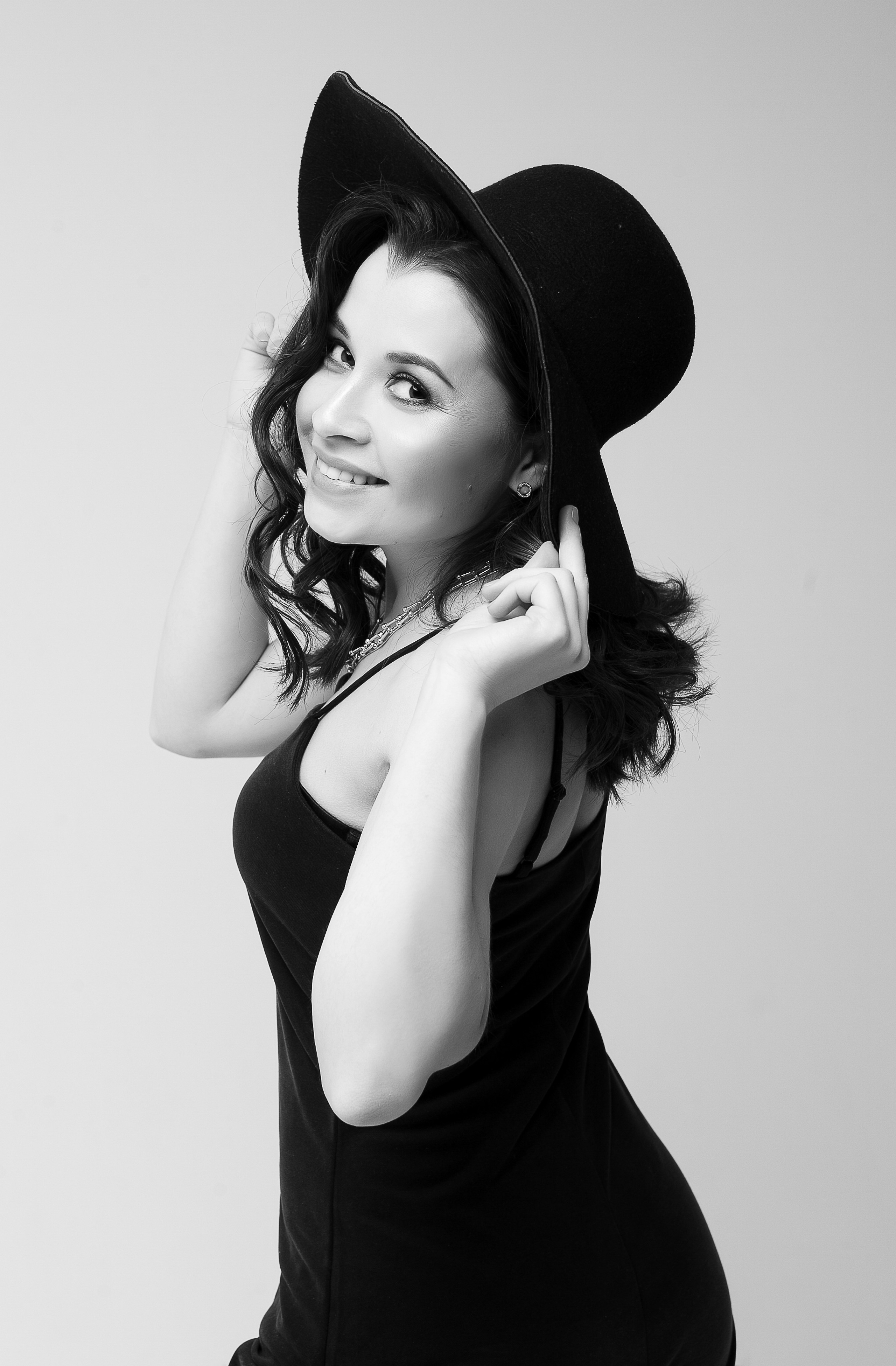 Studio Women. Фотограф Нелля Кадикина